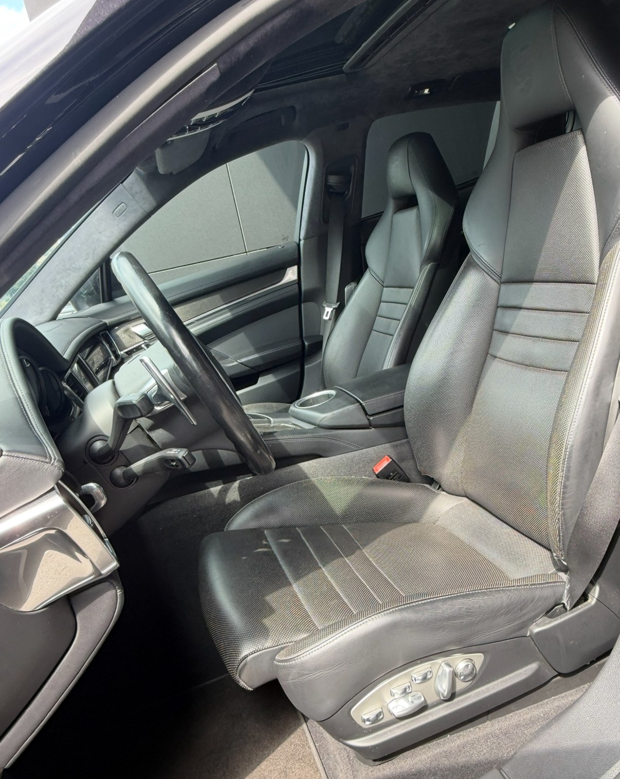 PORSCHE Panamera Turbo 4.8 PDK-image-6