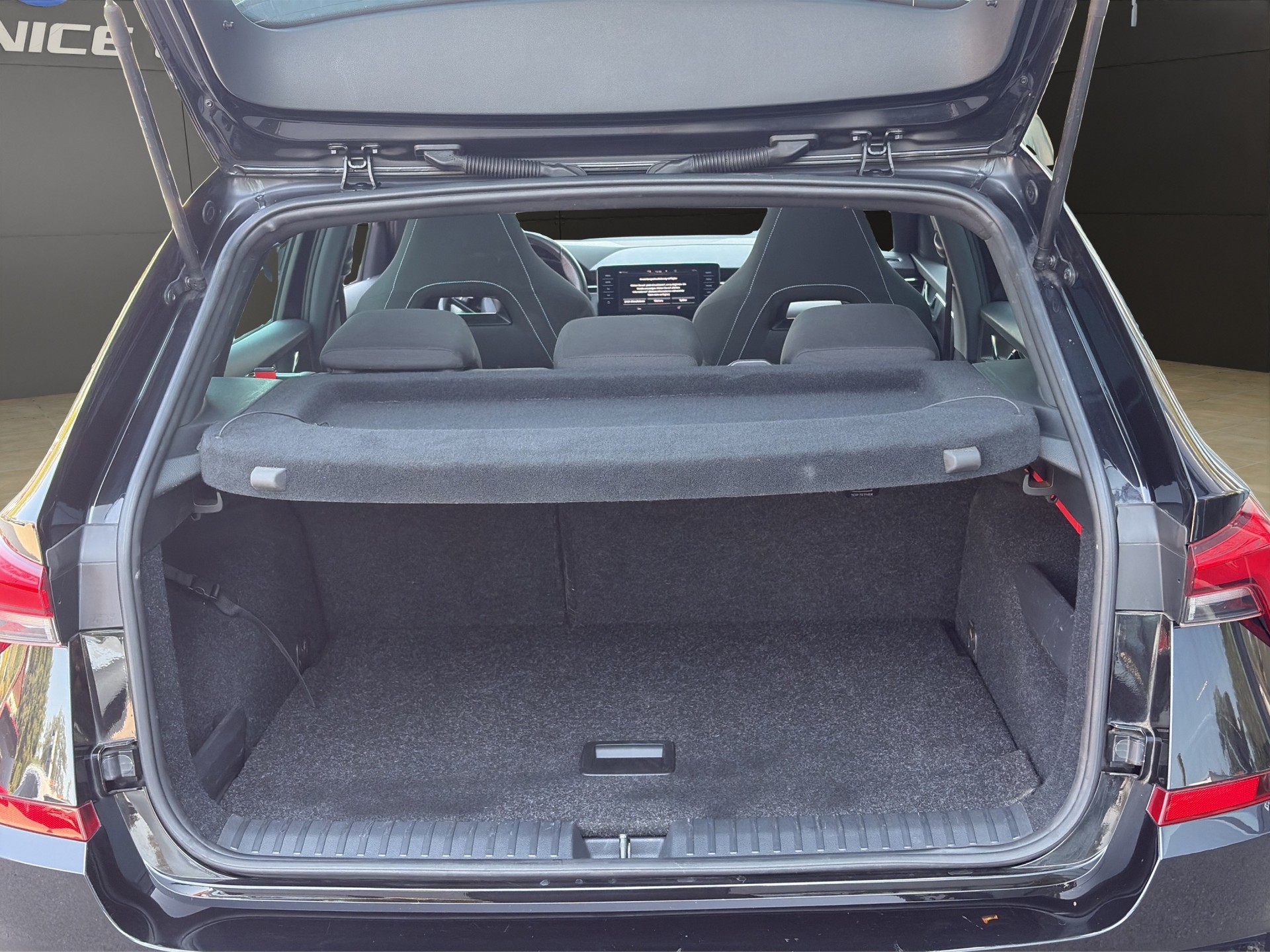 SKODA Kamiq 1.5 TSI ACT Monte Carlo DSG-image-22