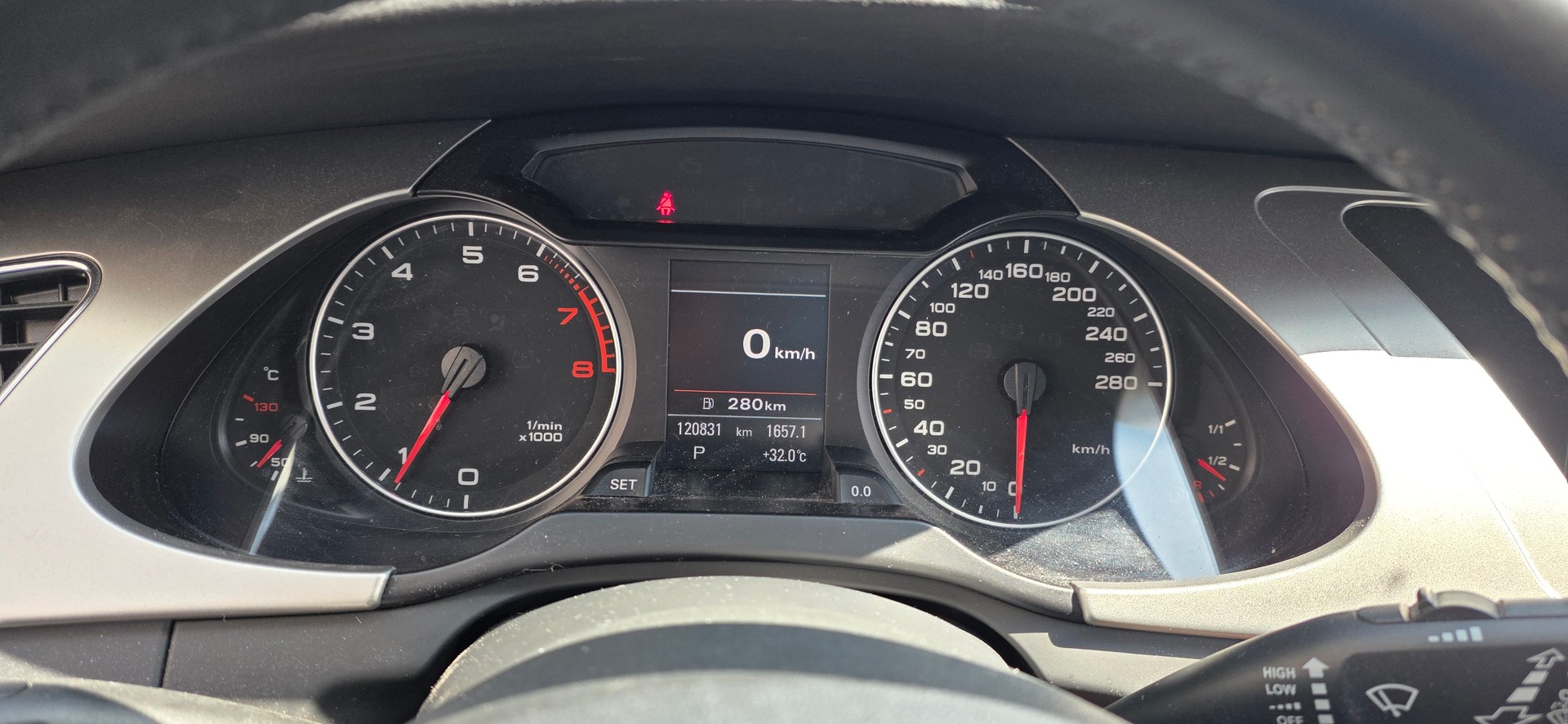 AUDI A4 Avant 2.0 TFSI multitronic-image-4