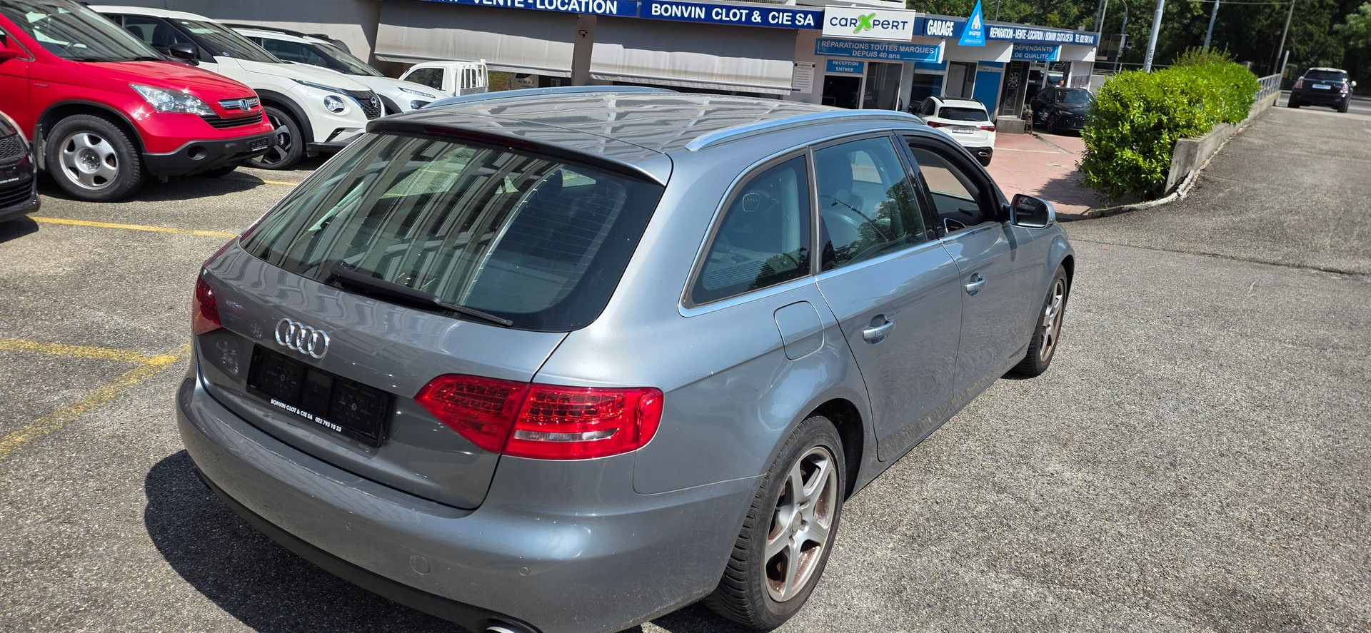 AUDI A4 Avant 2.0 TFSI multitronic-image-2