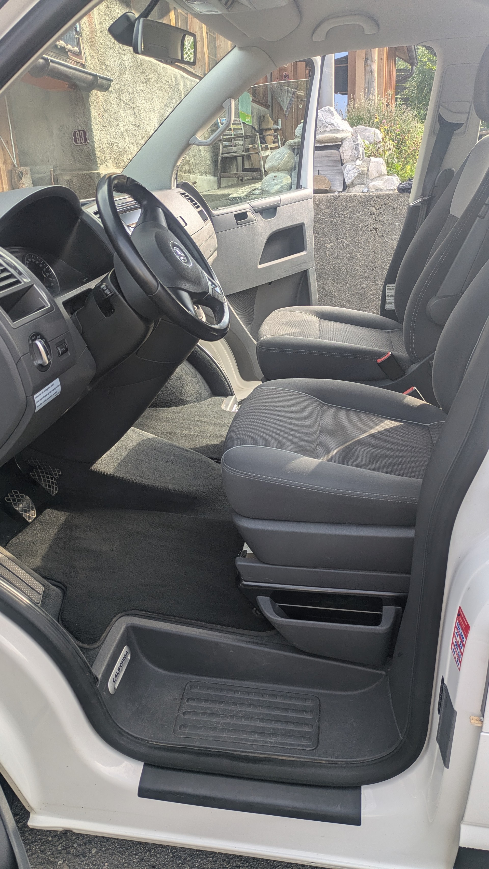 VW California Beach Edition 4Motion-image-3