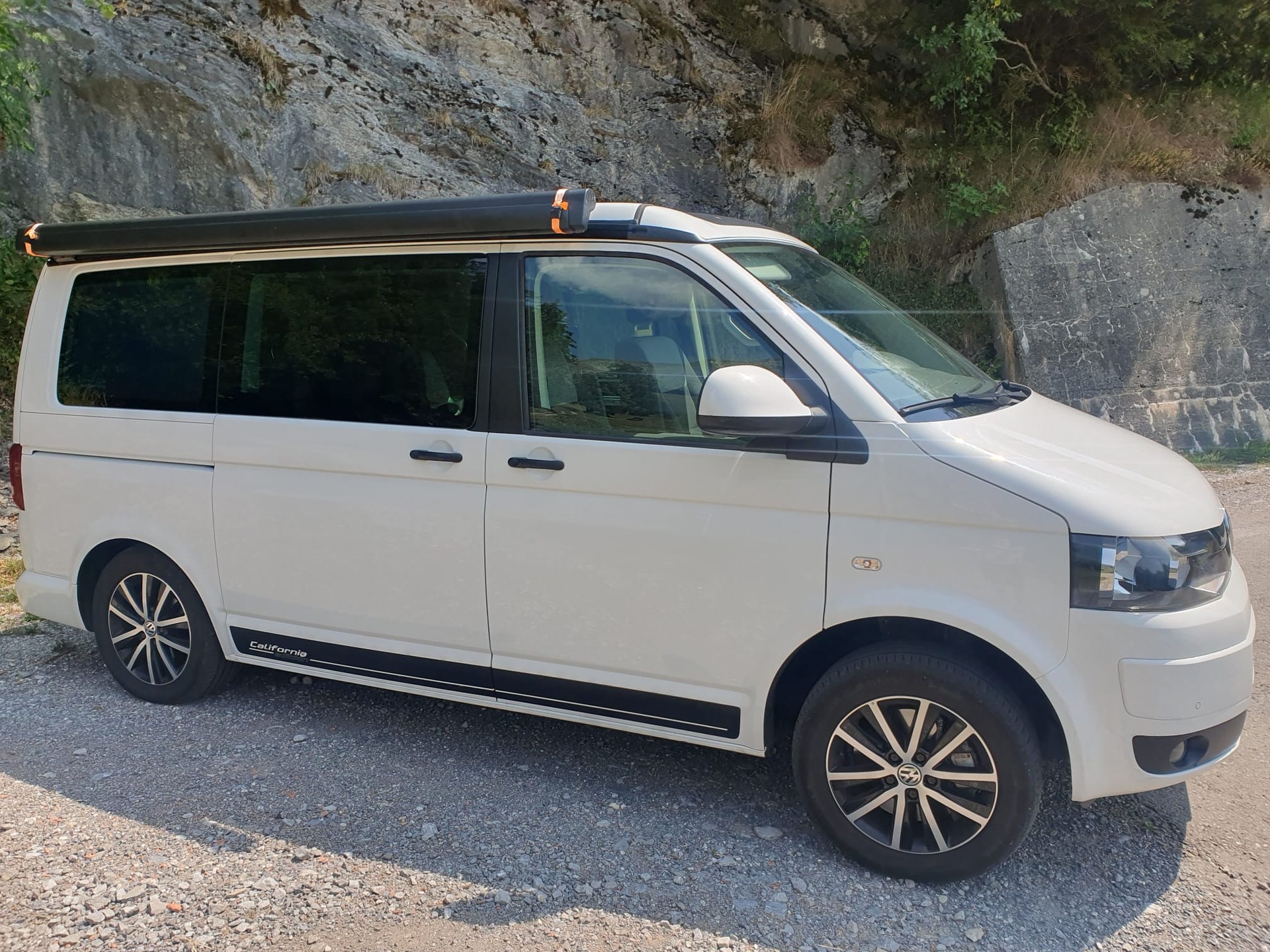 VW California Beach Edition 4Motion-image-1