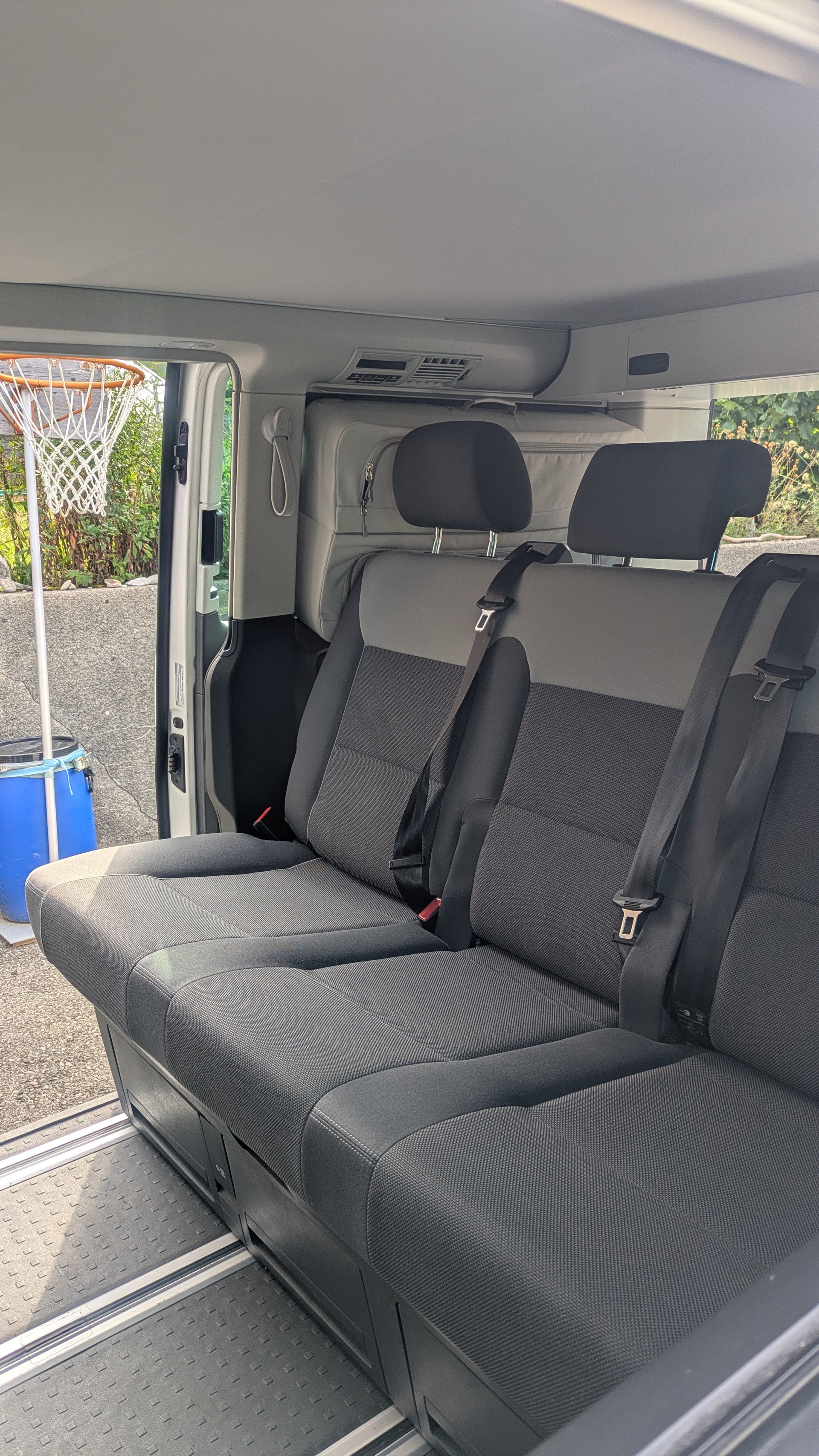 VW California Beach Edition 4Motion-image-5