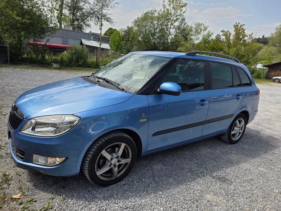 SKODA 1.2 TSI Elegance-image-0