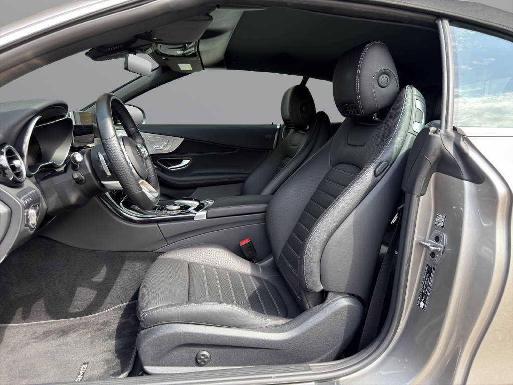 MERCEDES-BENZ C 300 AMG Line 4matic Cabriolet-image-8