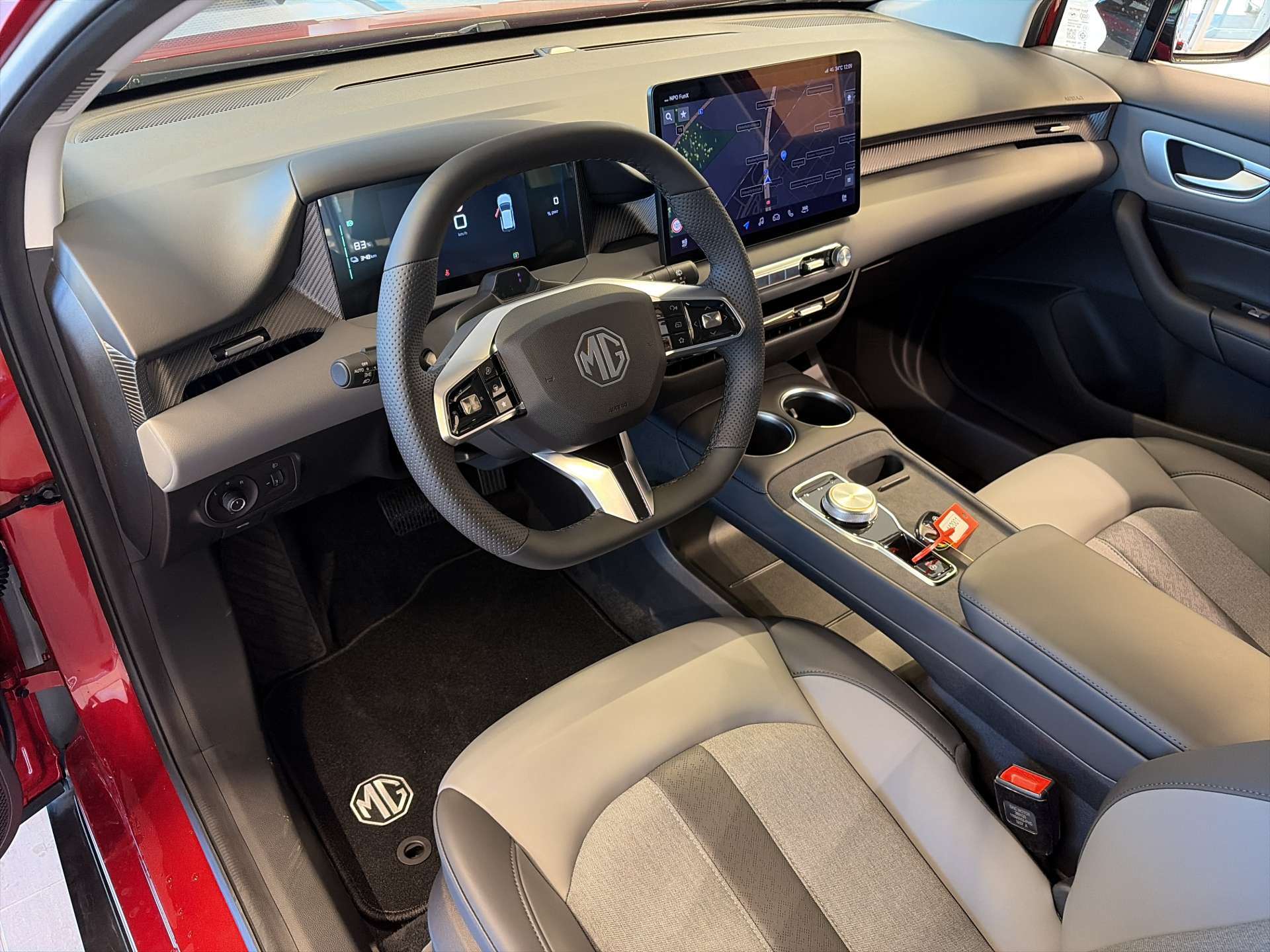 MG 4 EV 64kWh Premium Facelift Automat-image-5