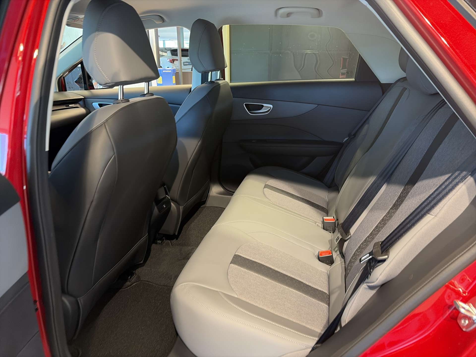 MG 4 EV 64kWh Premium Facelift Automat-image-6