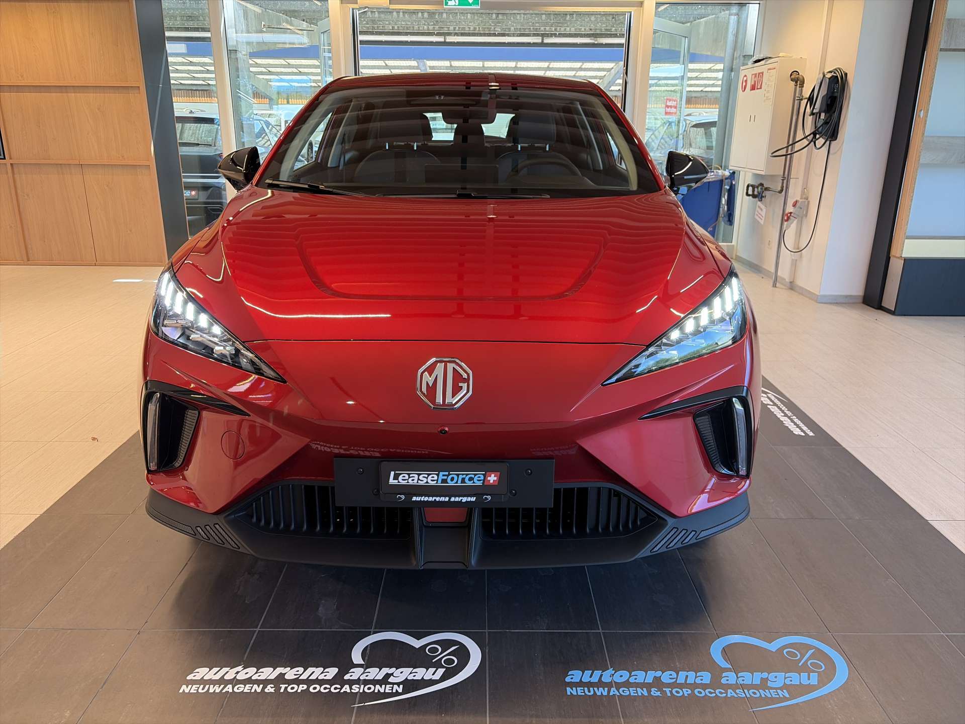 MG 4 EV 64kWh Premium Facelift Automat-image-10