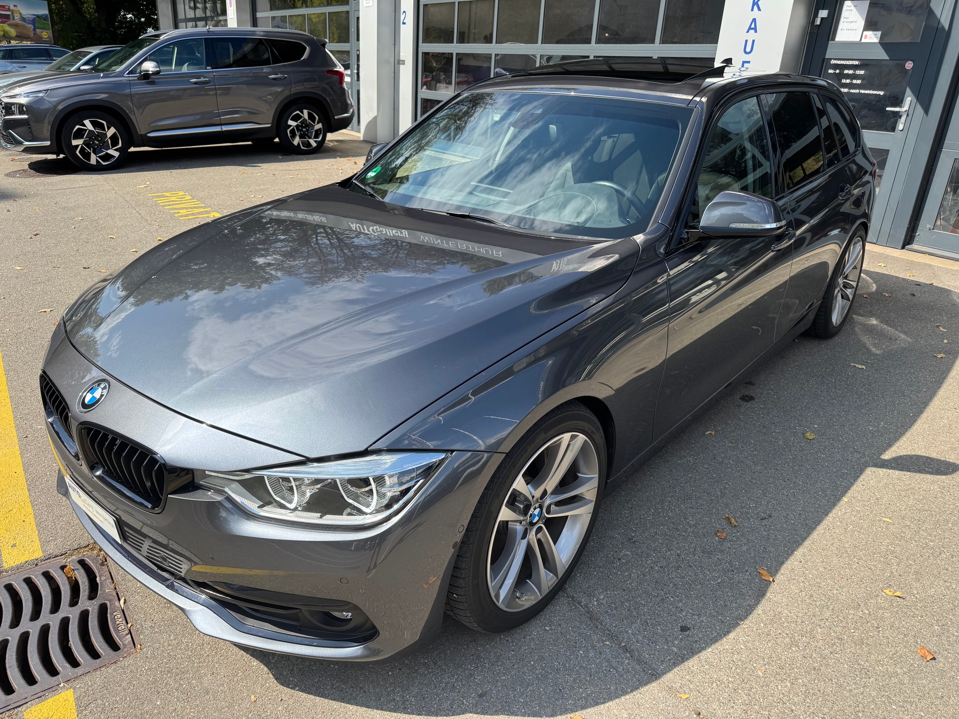 BMW 340i xDrive Touring Sport Line Steptronic-image-2