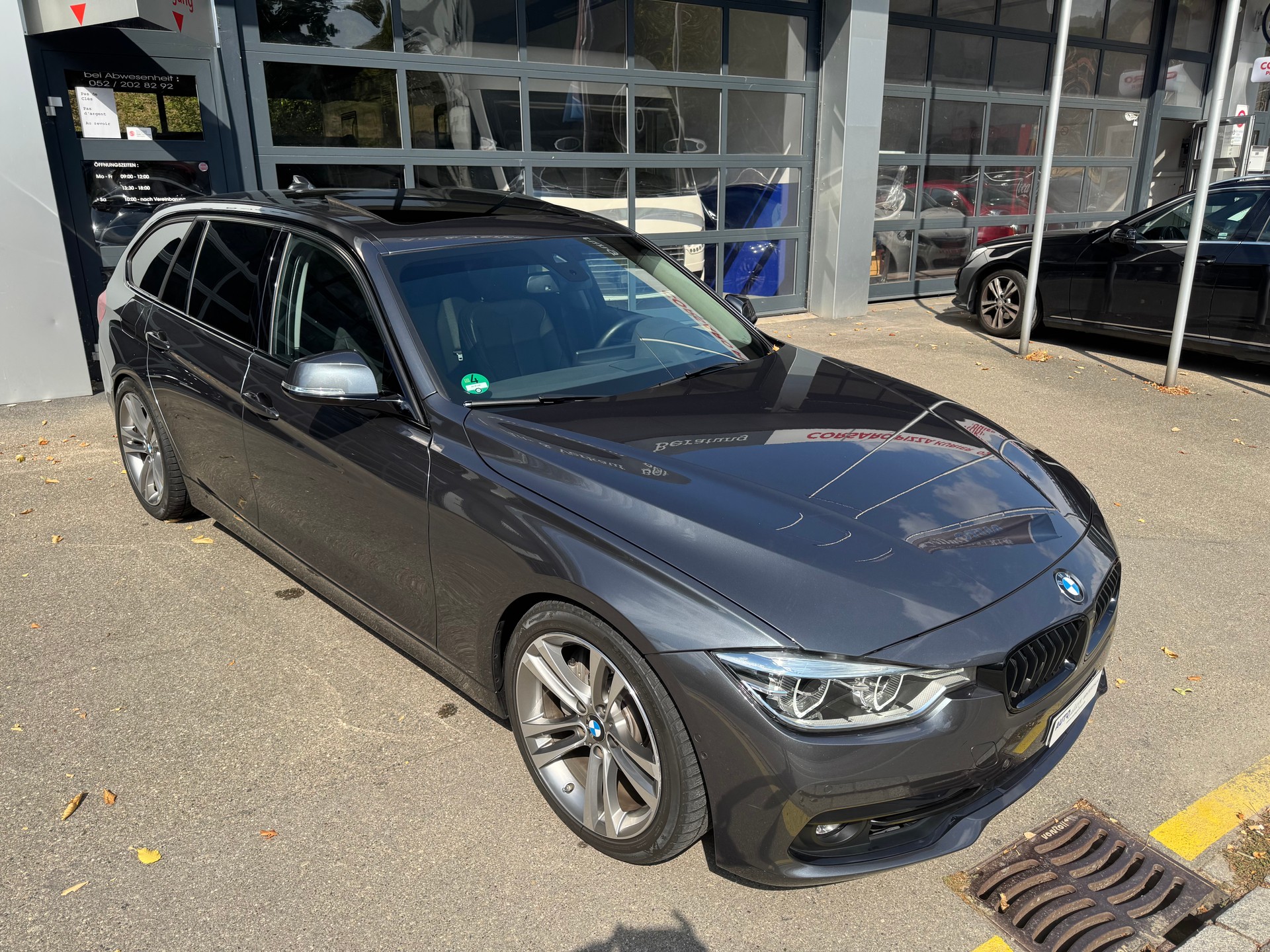 BMW 340i xDrive Touring Sport Line Steptronic-image-0