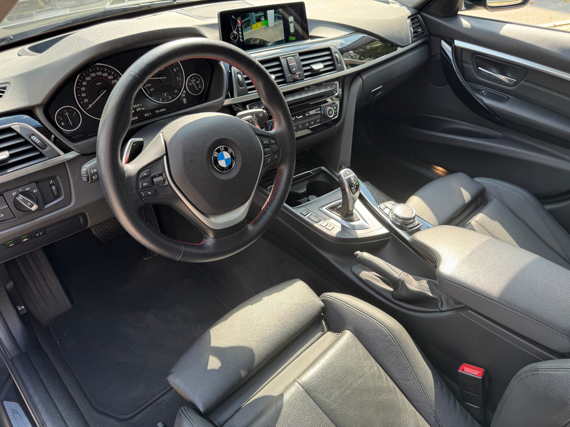 BMW 340i xDrive Touring Sport Line Steptronic-image-7