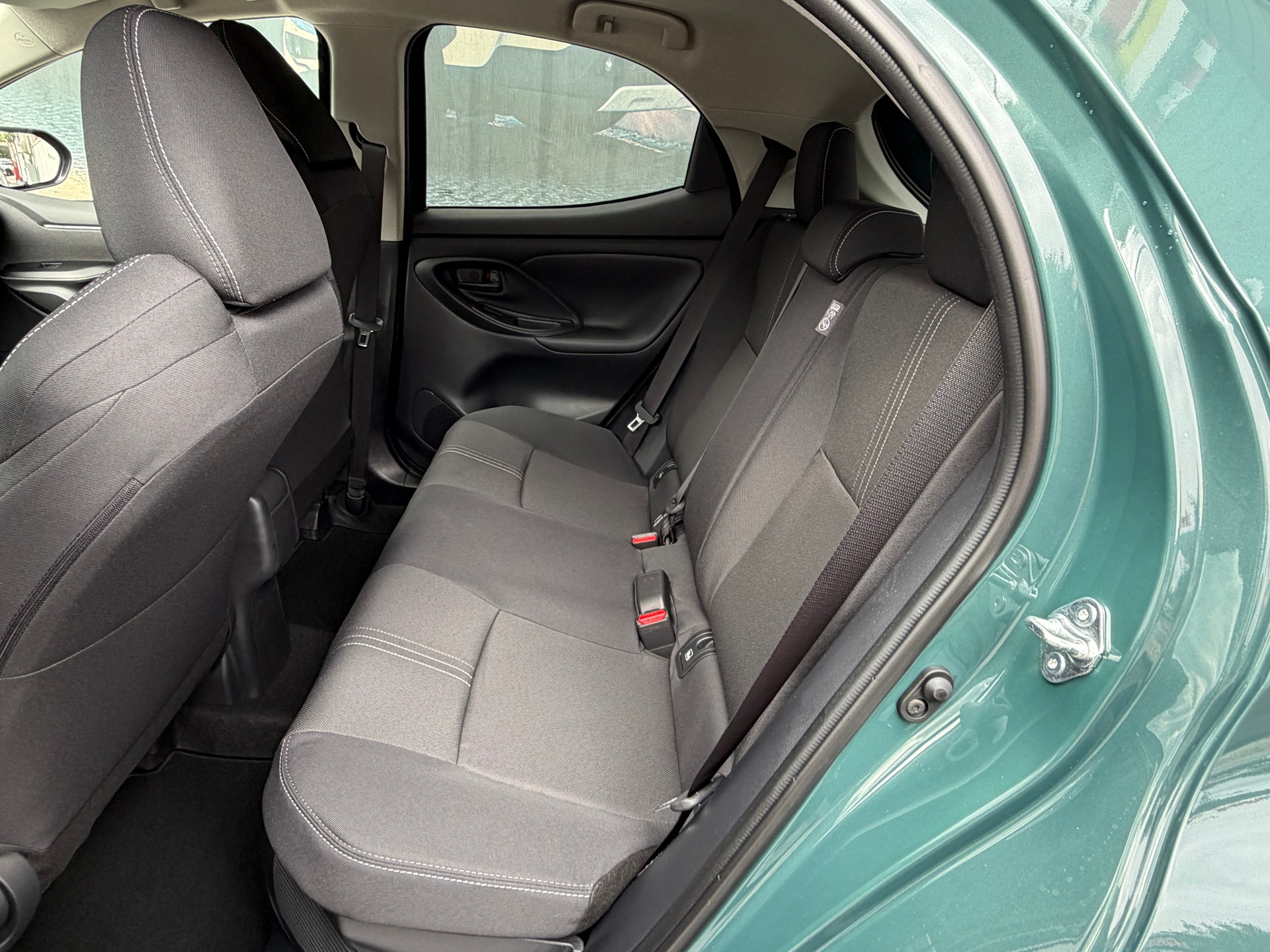 TOYOTA Yaris 1.5 Trend e-CVT-image-7