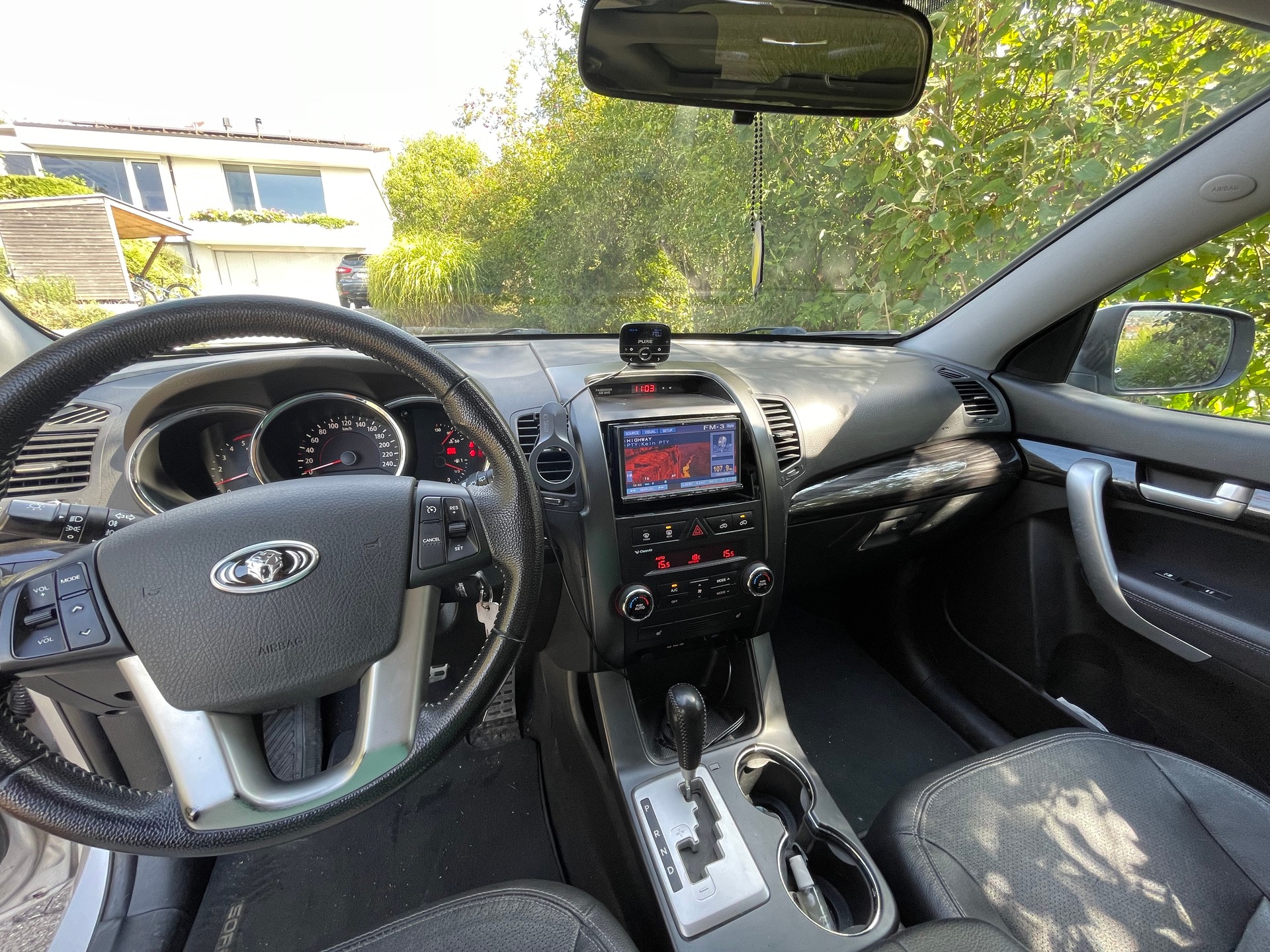 KIA 2.2 CRDi Style 7P-image-4