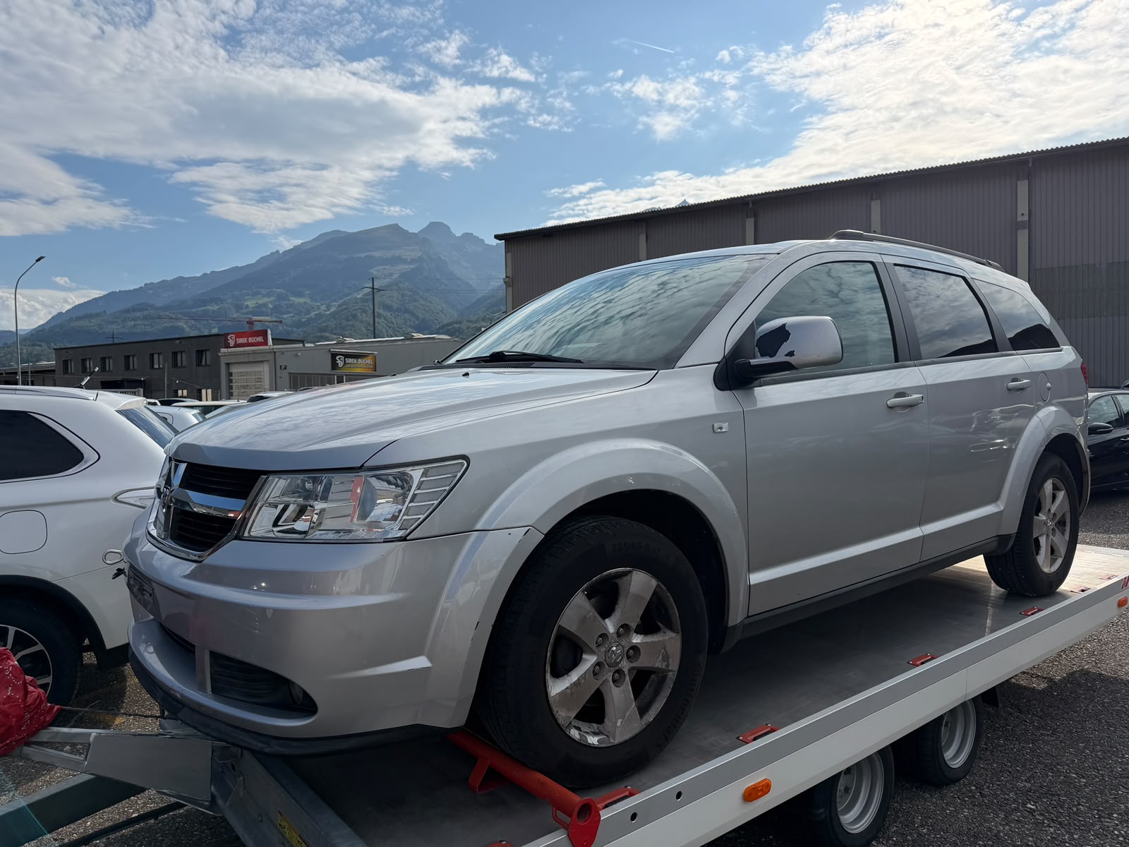 DODGE Journey 2.0 CRD SXT Automatic-image-2