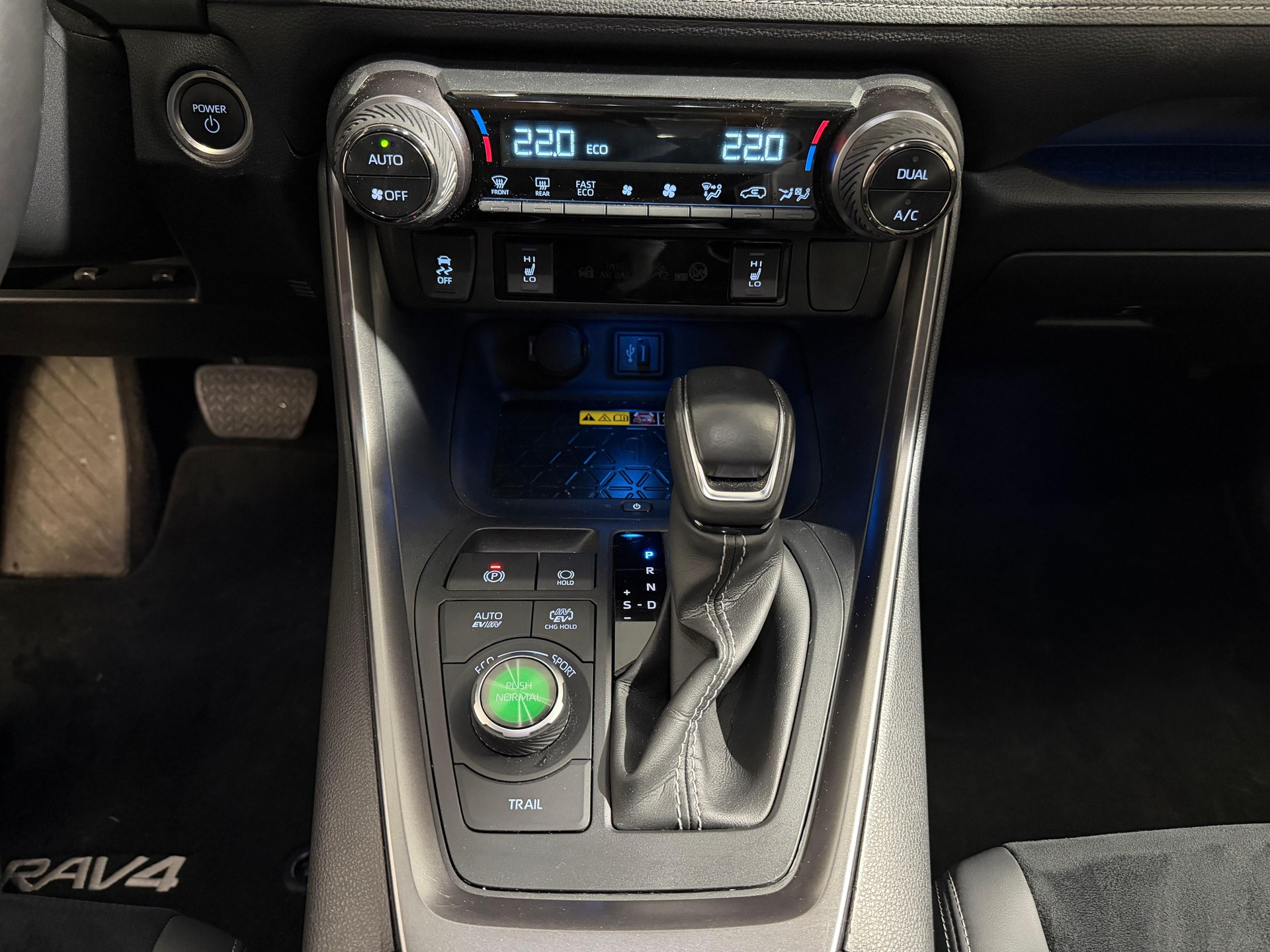 TOYOTA RAV4 2.5 Plug-In-Hybrid GR Sport-image-12