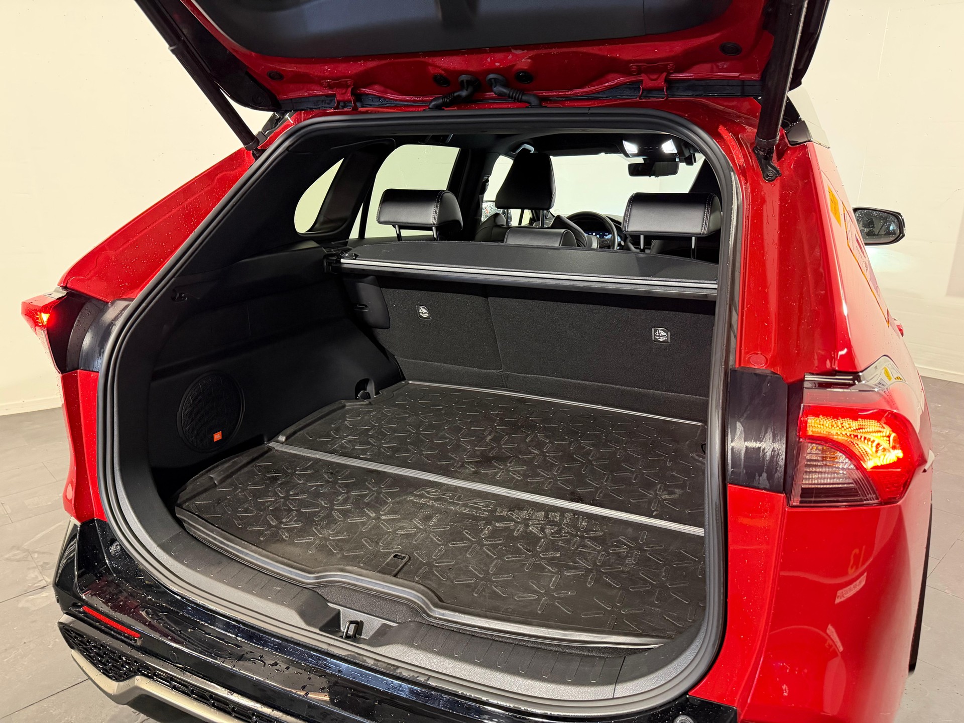 TOYOTA RAV4 2.5 Plug-In-Hybrid GR Sport-image-3