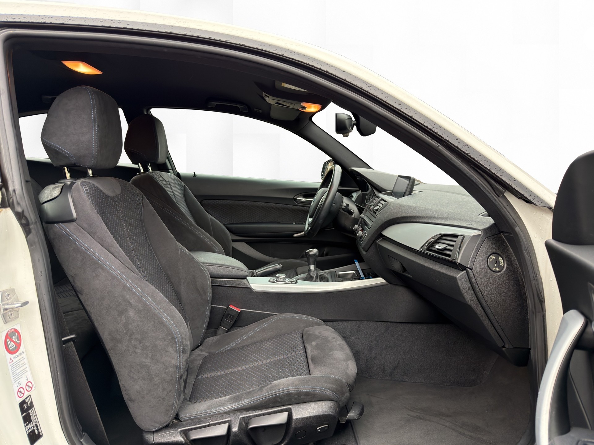 BMW 120d xDrive M Sport-image-10
