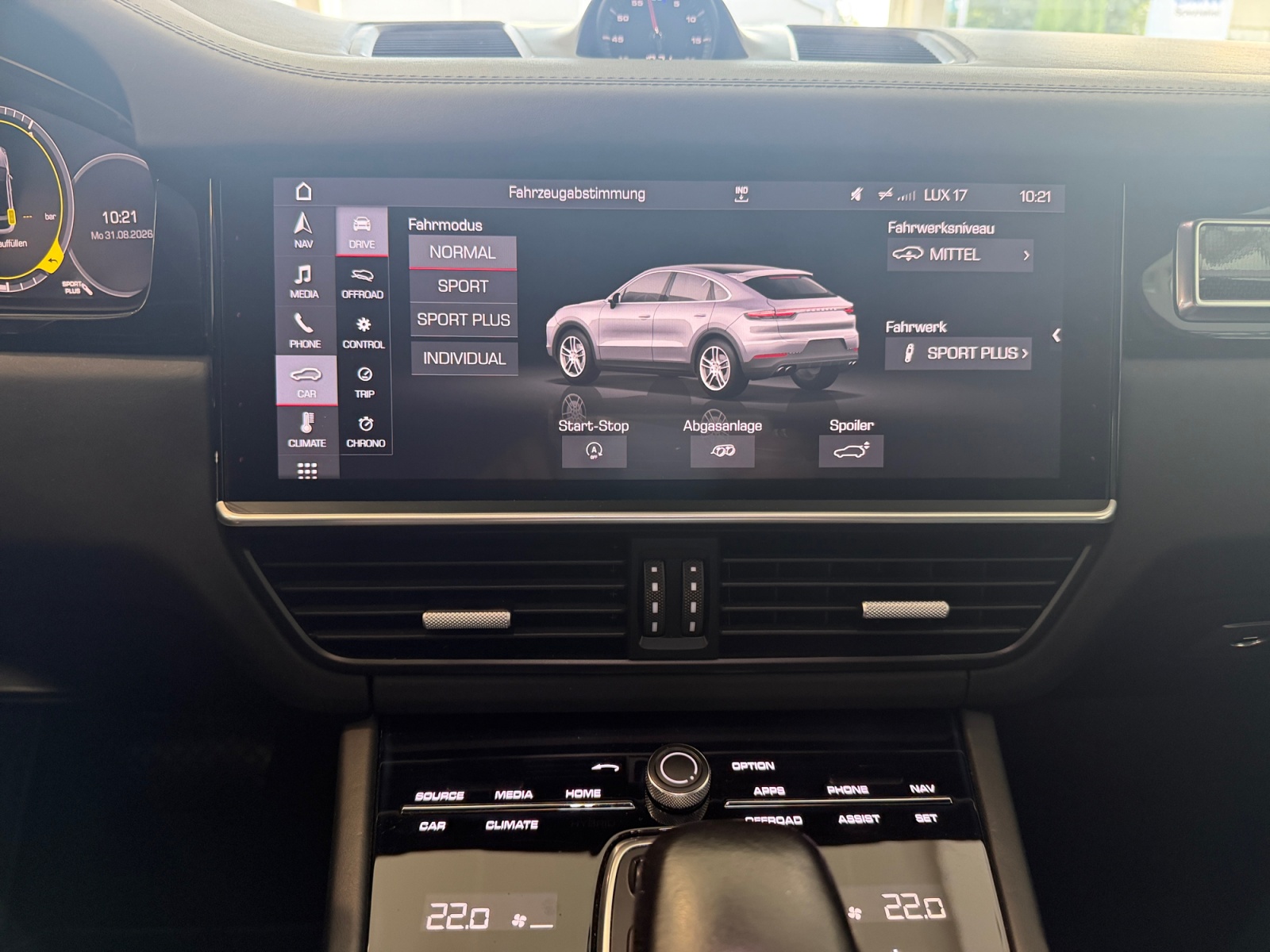 PORSCHE Cayenne Coupé-image-13