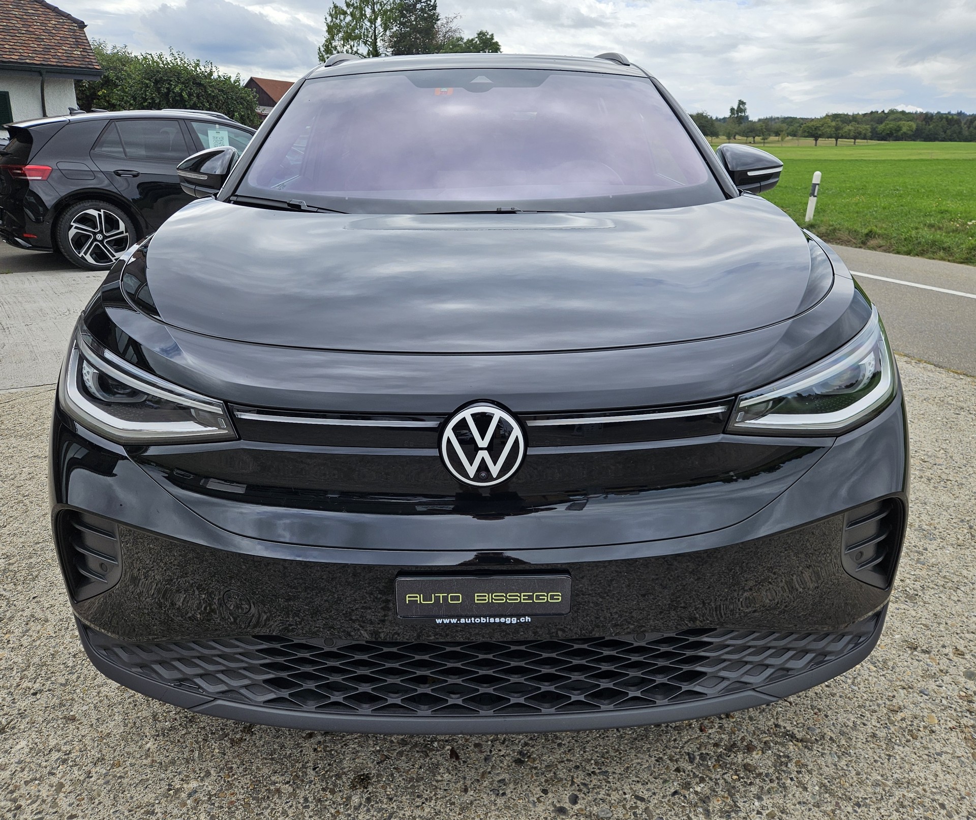 VW ID.4 Pro United 77 kWh 4 Motion mit Anhängerkupplung und Wärmepumpe-image-1