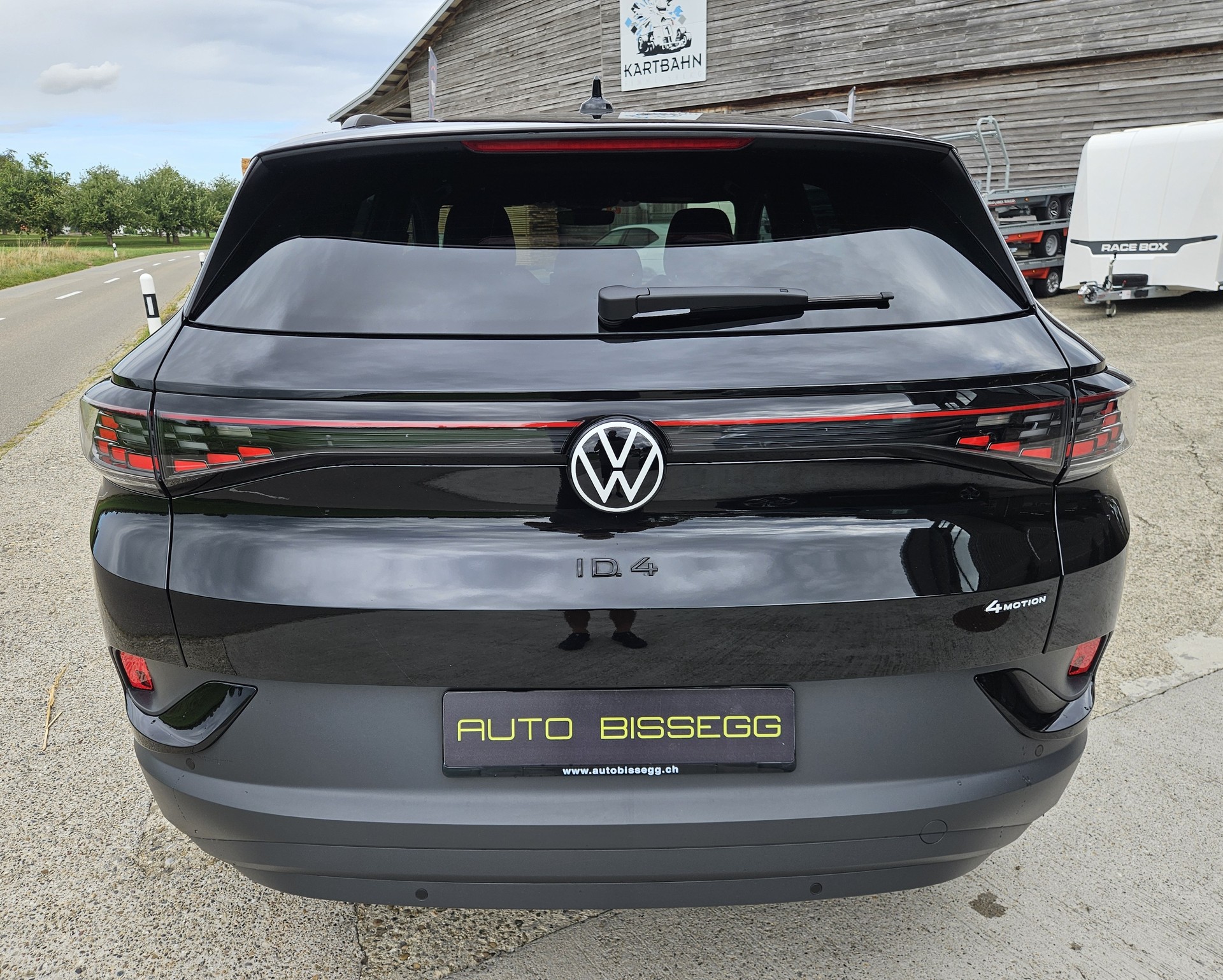 VW ID.4 Pro United 77 kWh 4 Motion mit Anhängerkupplung und Wärmepumpe-image-5