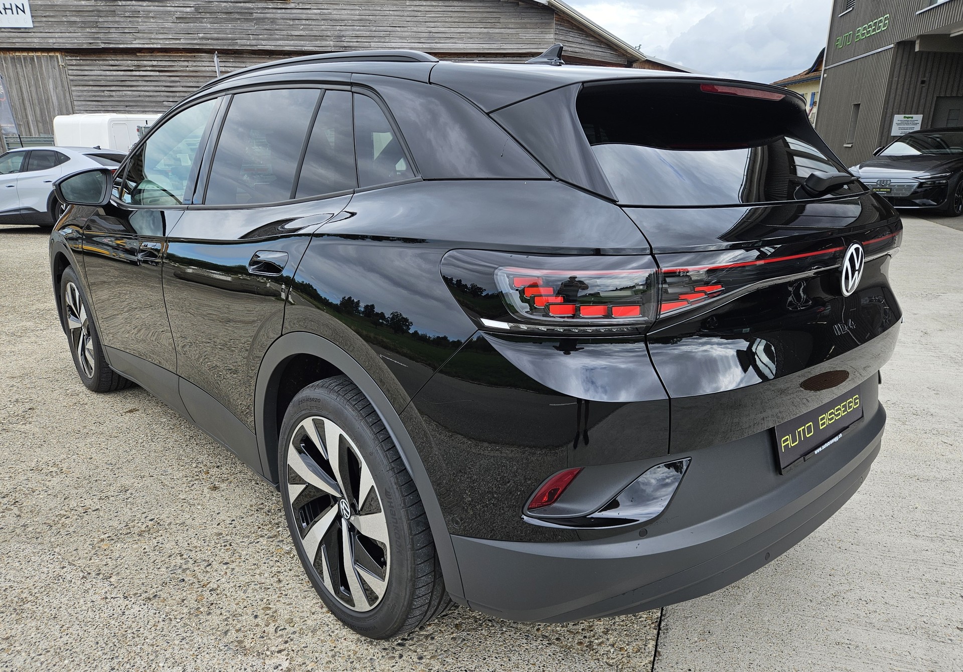 VW ID.4 Pro United 77 kWh 4 Motion mit Anhängerkupplung und Wärmepumpe-image-4