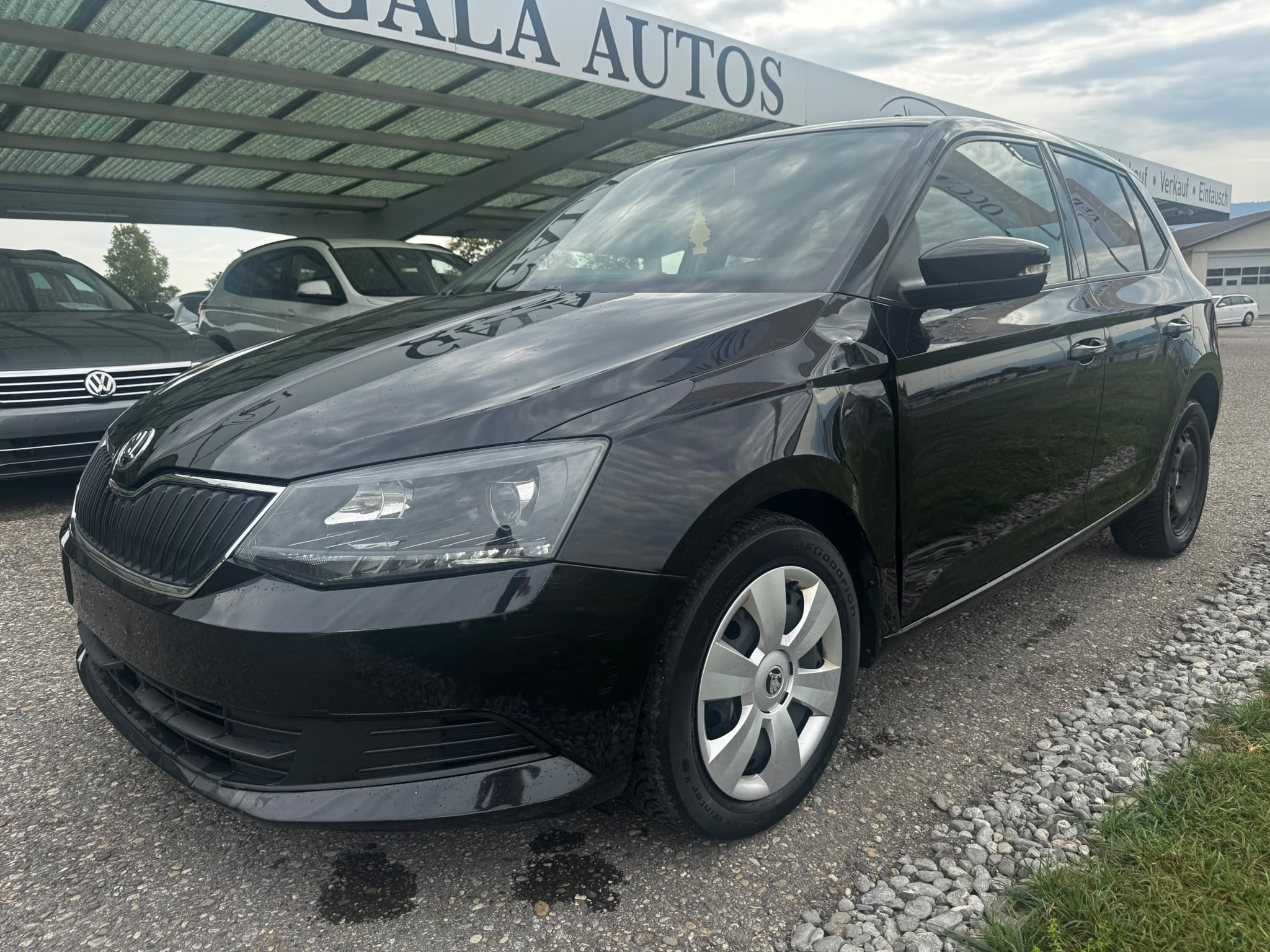 Car photo