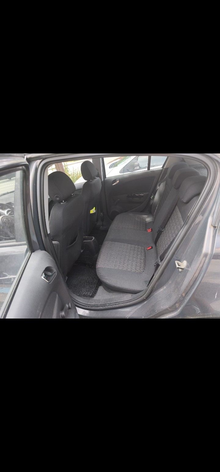 OPEL Corsa 1.4 TP Color Edition-image-5