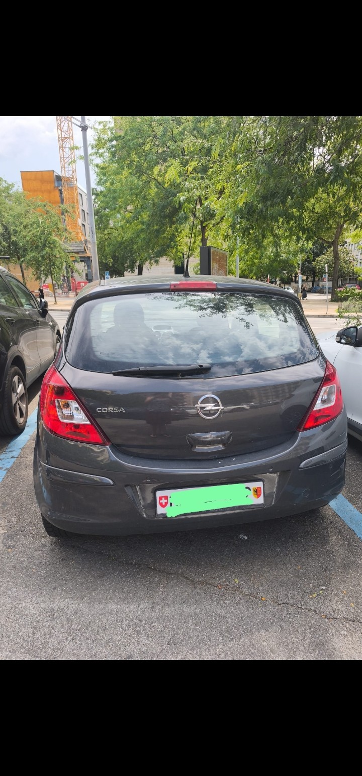 OPEL Corsa 1.4 TP Color Edition
