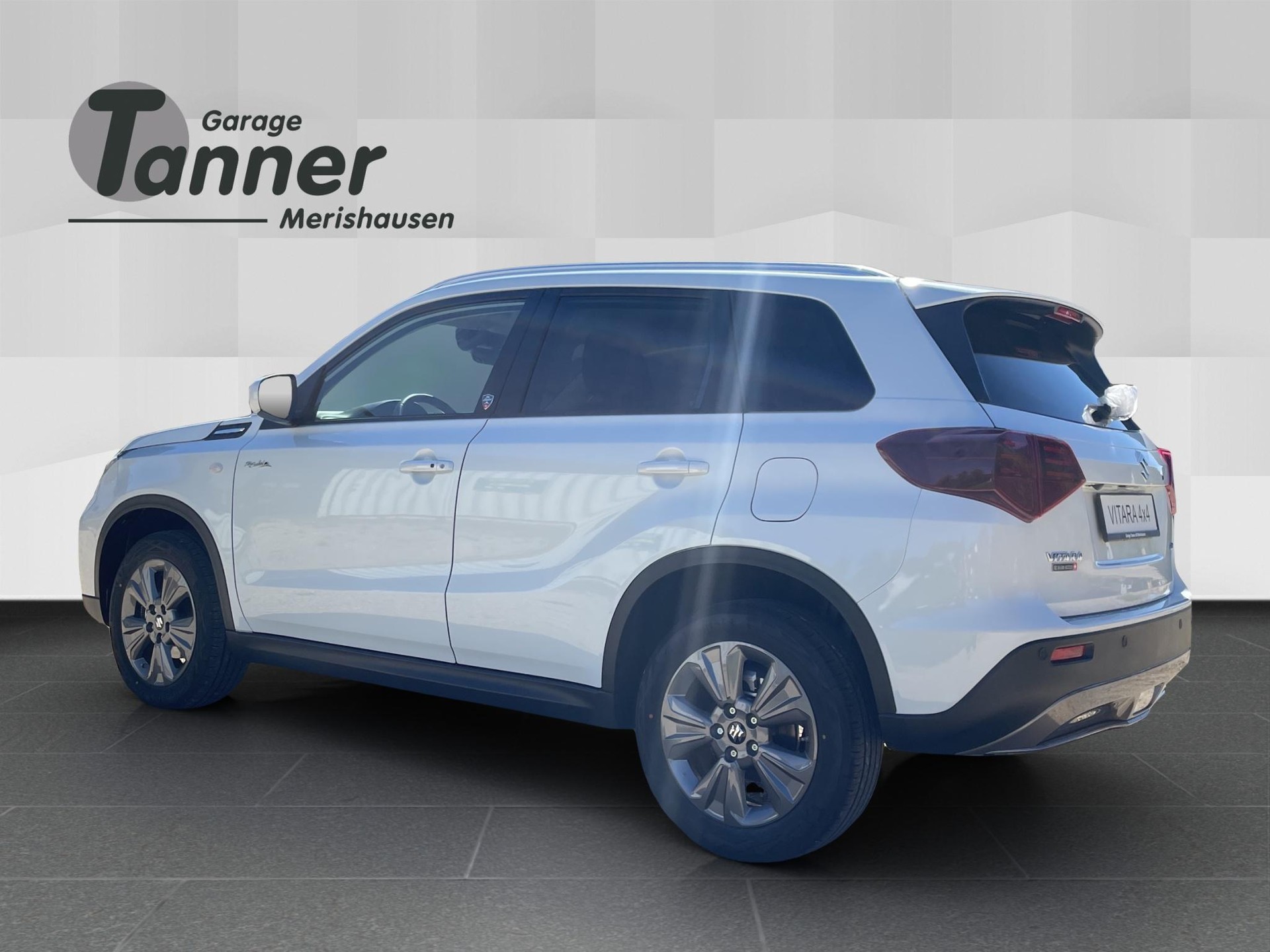 SUZUKI Vitara 1.4 T Piz Sulai Hybrid 4x4-image-3