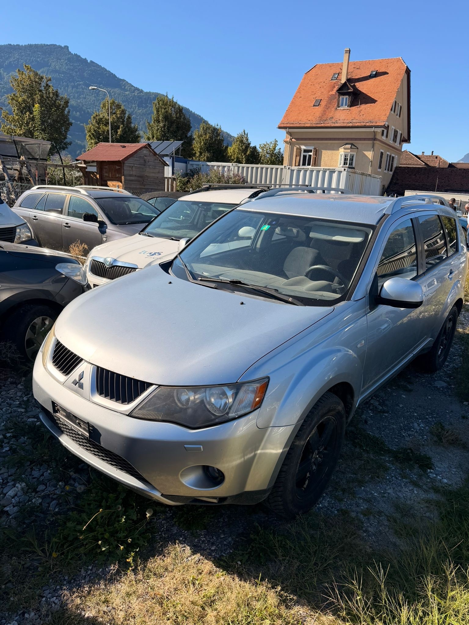 MITSUBISHI Outlander 2.4 Intense 4WD CVT-image-0