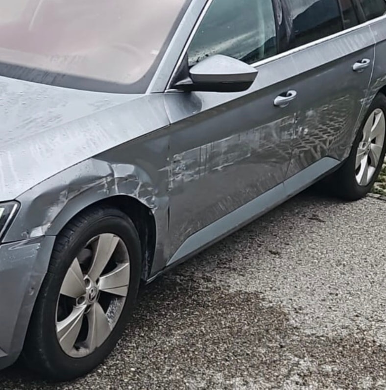 SKODA Superb Combi 2.0 TSI SportLine+ DSG-image-8