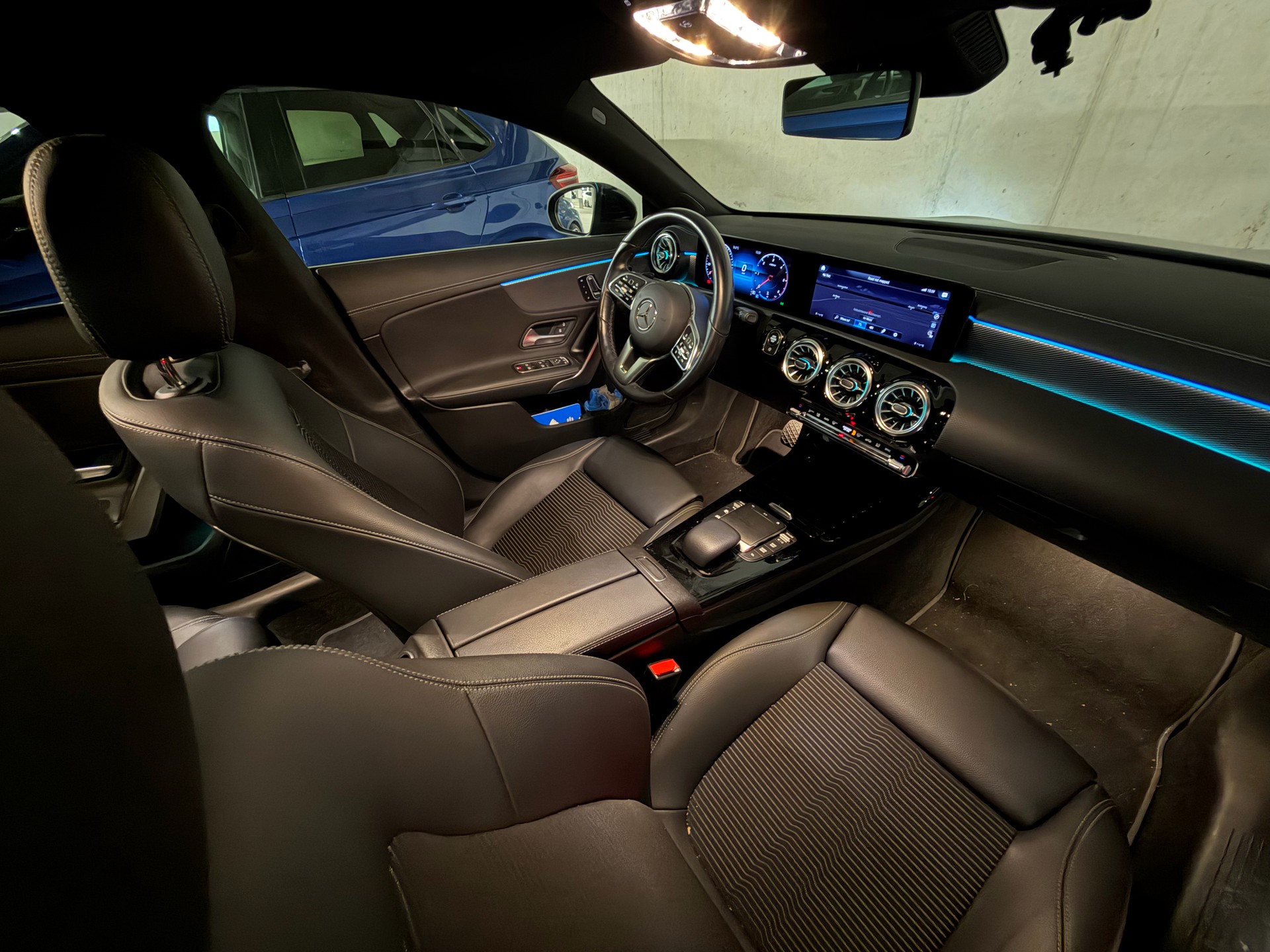 MERCEDES-BENZ CLA 220 d 4MATIC Coupé Swiss Star Progressive-image-16