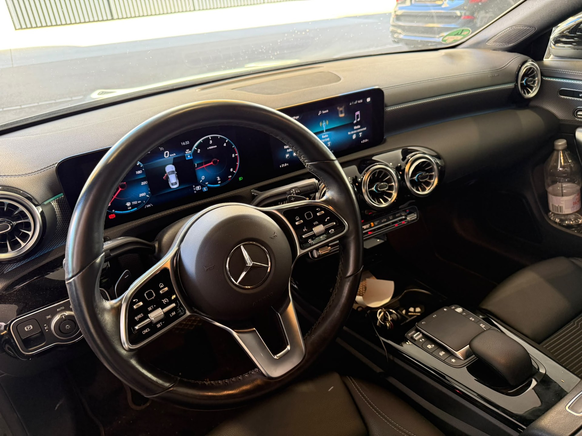 MERCEDES-BENZ CLA 220 d 4MATIC Coupé Swiss Star Progressive-image-5