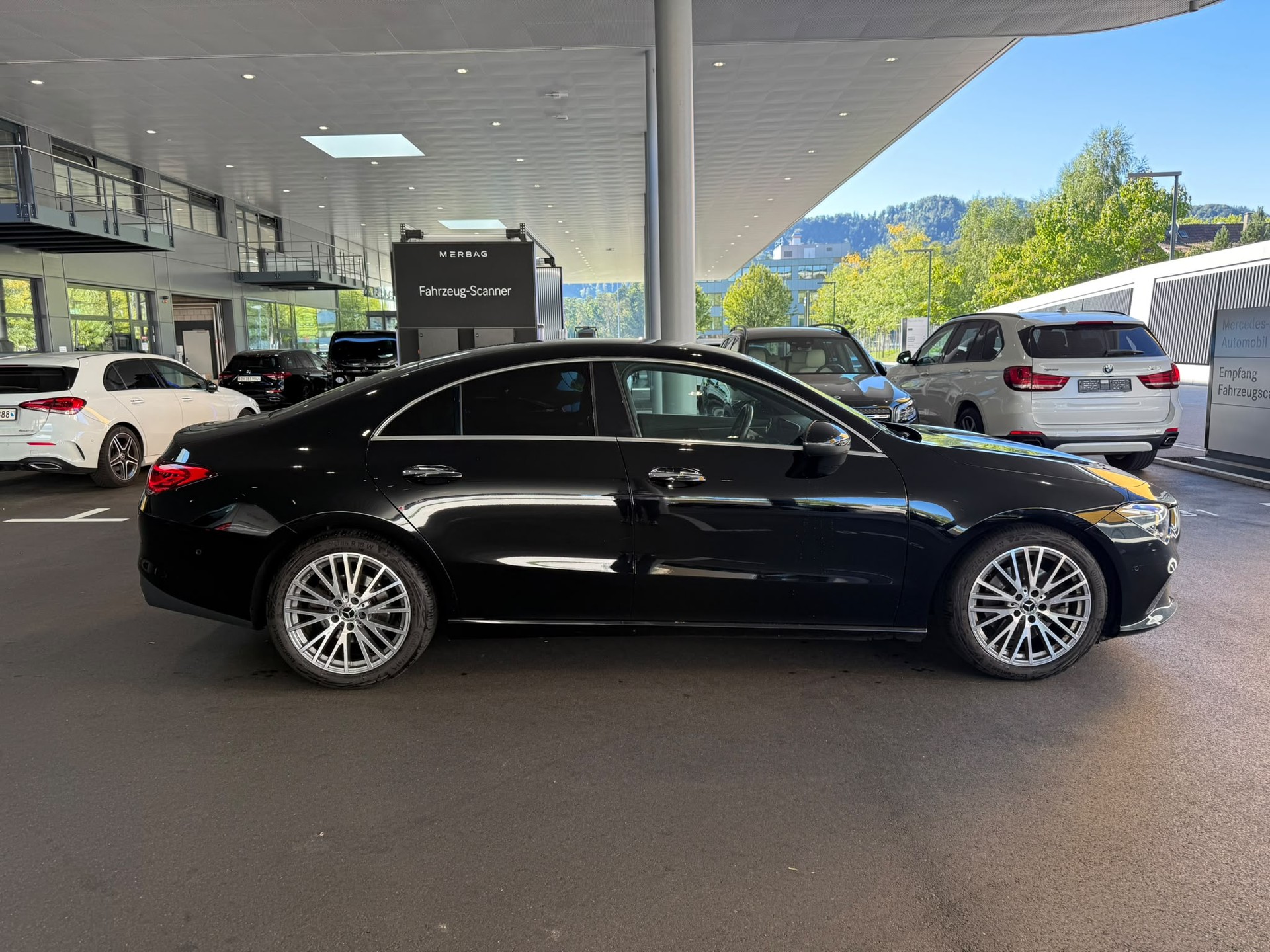 MERCEDES-BENZ CLA 220 d 4MATIC Coupé Swiss Star Progressive-image-3