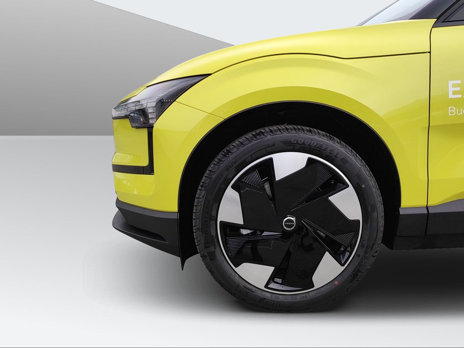 VOLVO EX30 E60 Plus-image-8