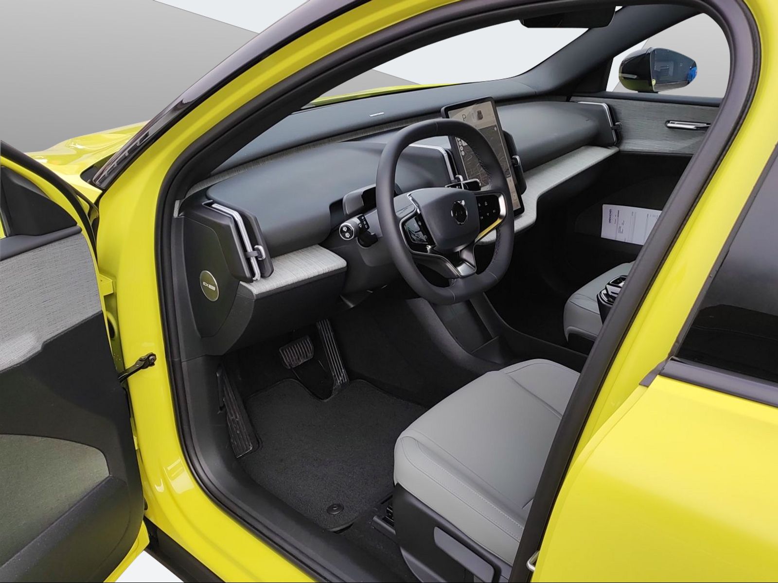 VOLVO EX30 E60 Plus-image-10