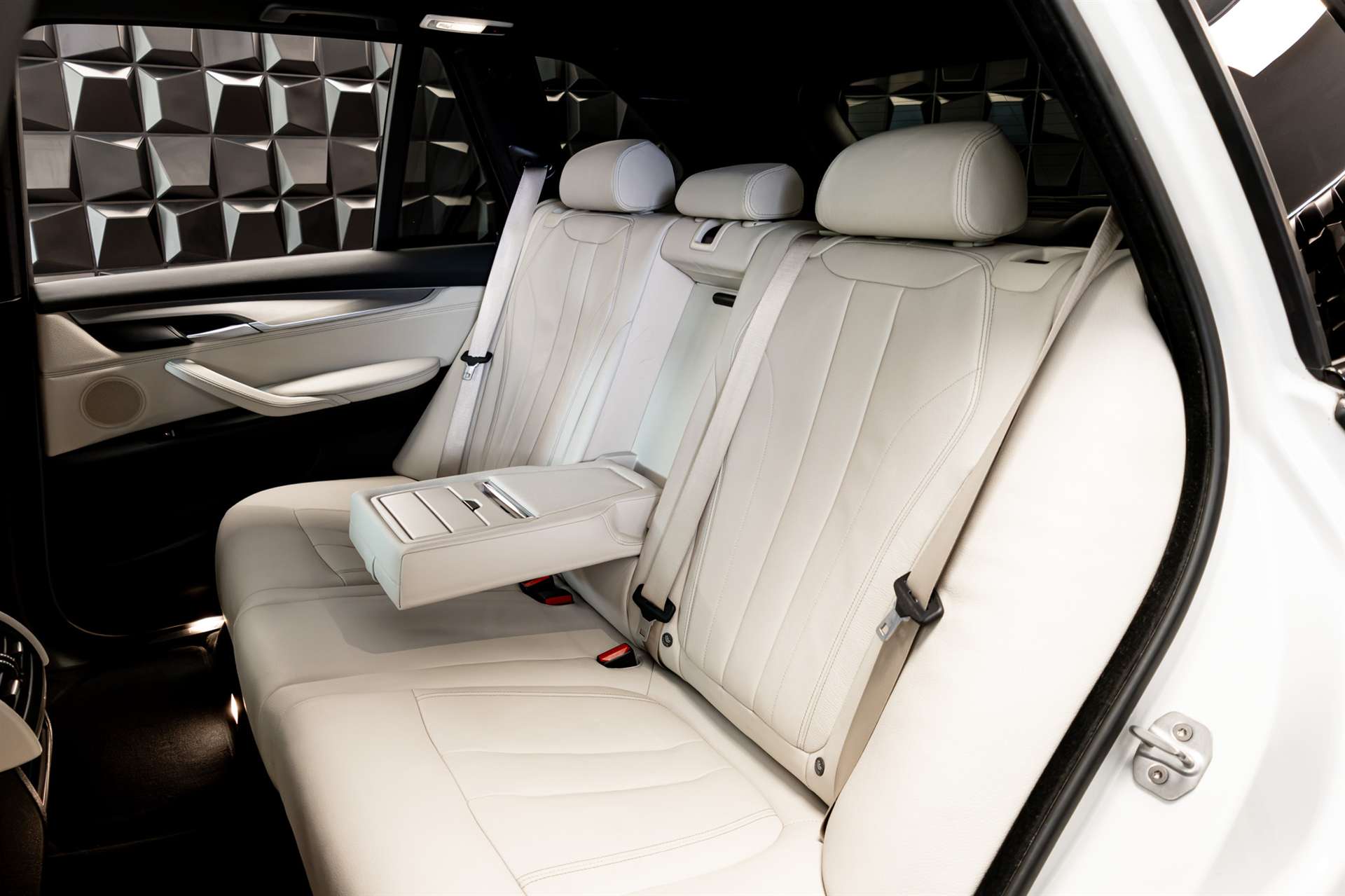 BMW X5 xDrive 40d Steptronic M-Paket-image-22