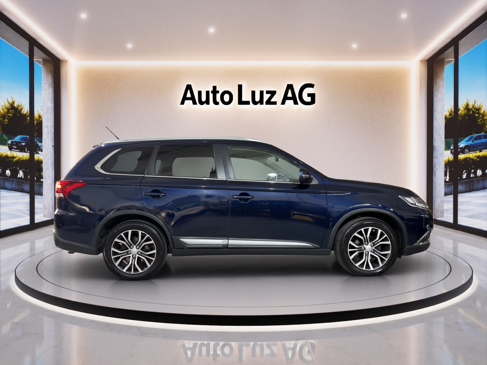 MITSUBISHI Outlander 2.2 DID Style 4WD Automatic-image-6