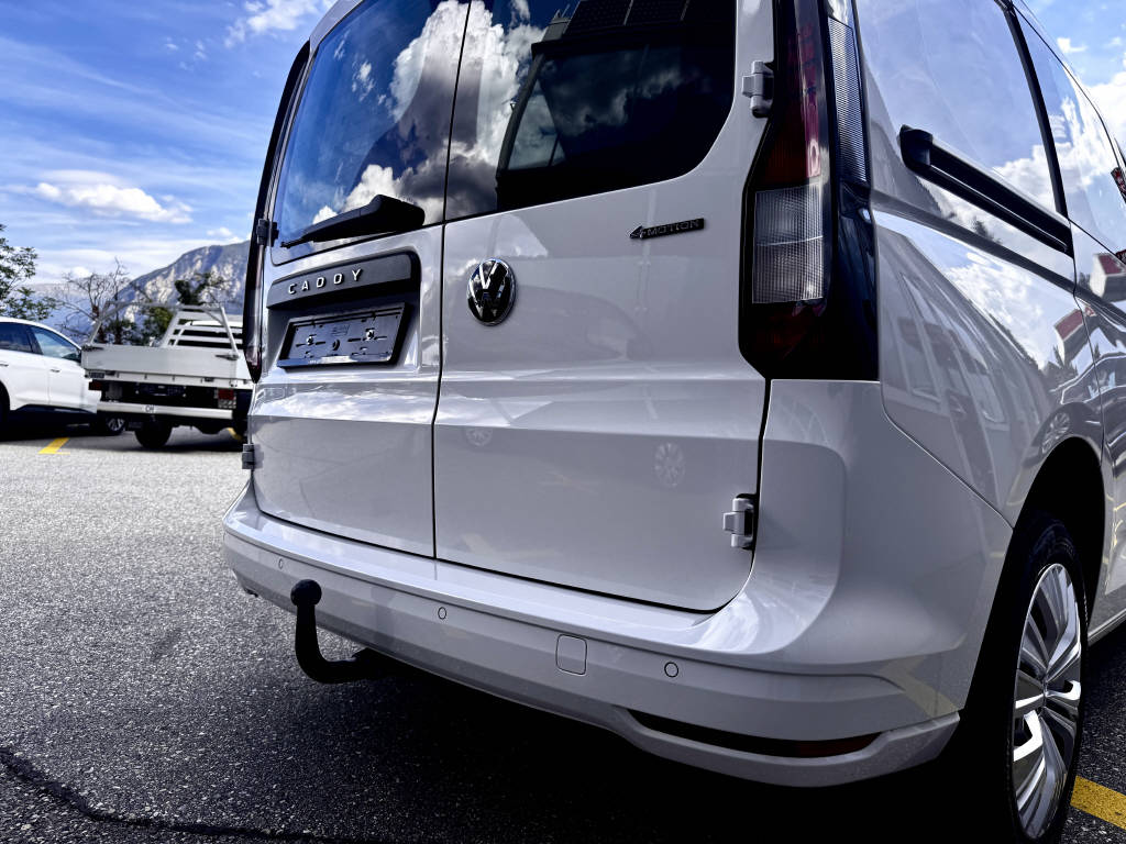 VW Caddy fourg. 2.0 TDI 122 BlueMT 4m-image-14