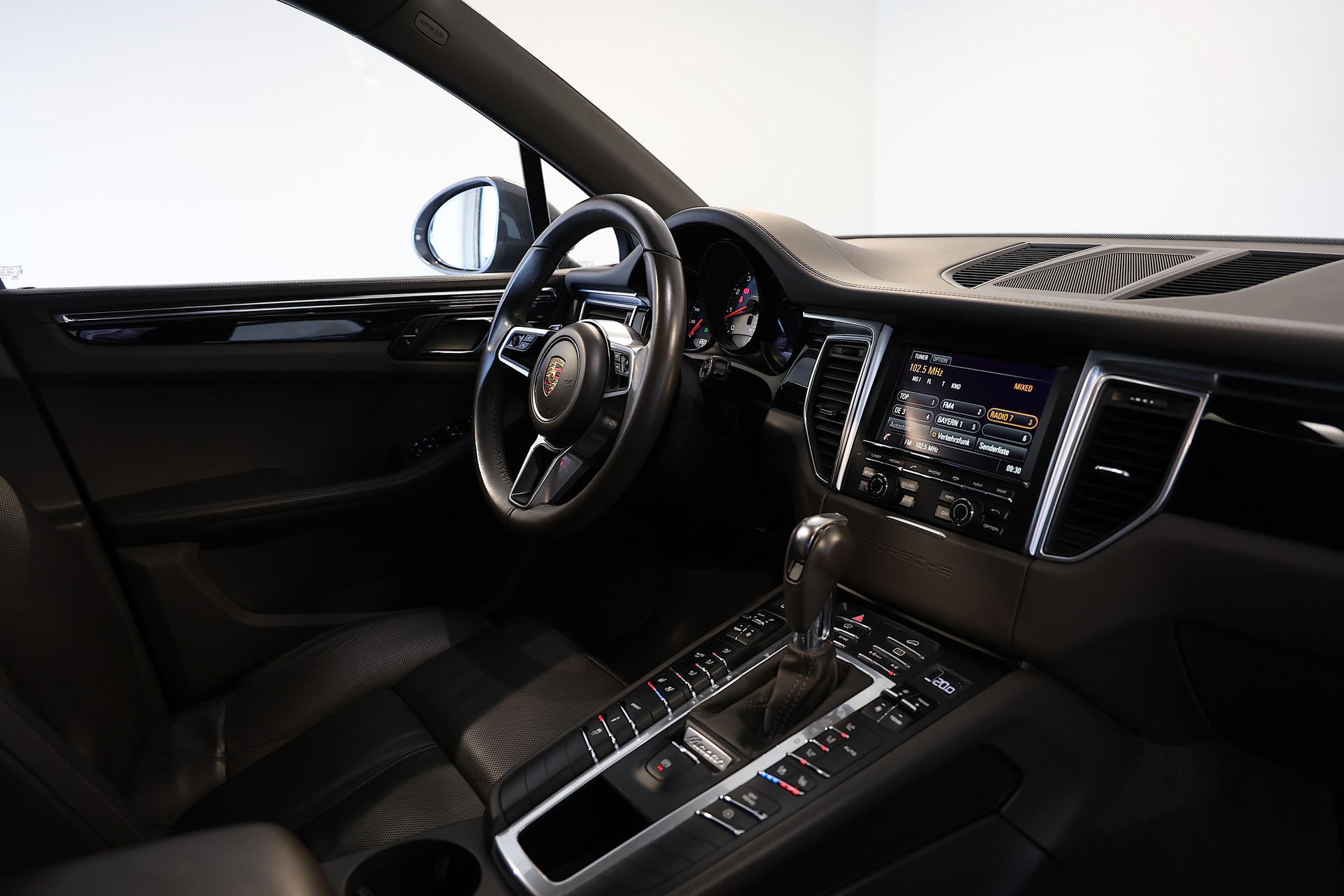 PORSCHE Macan 3.0 V6 S-image-12