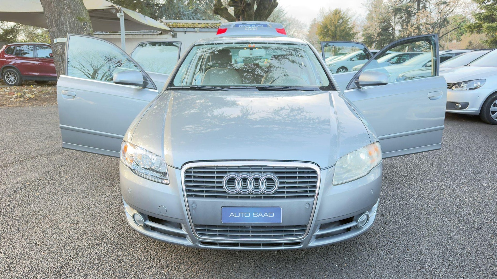 AUDI A4 Limousine 2.0 Turbo FSI-image-7