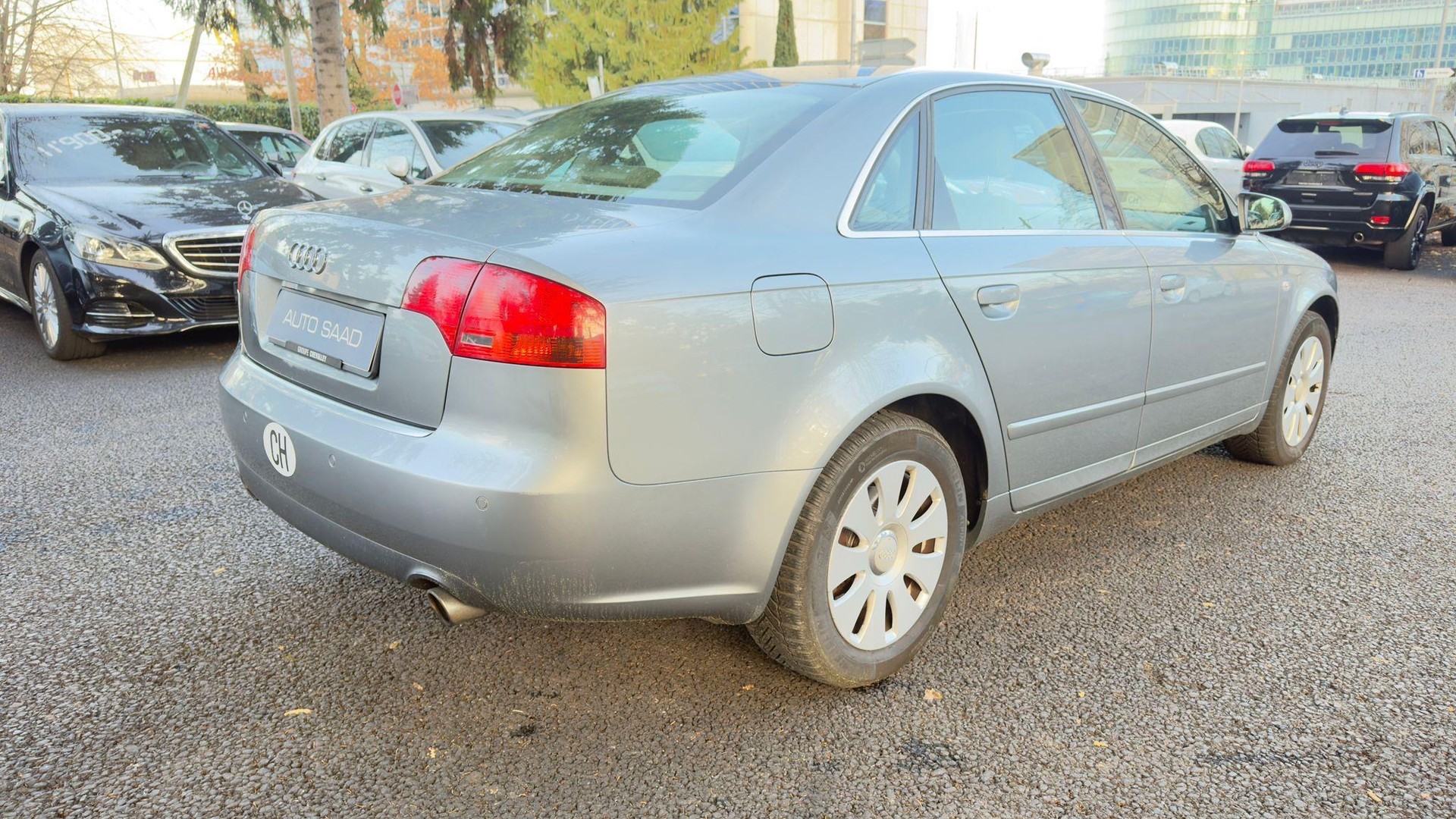 AUDI A4 Limousine 2.0 Turbo FSI-image-5