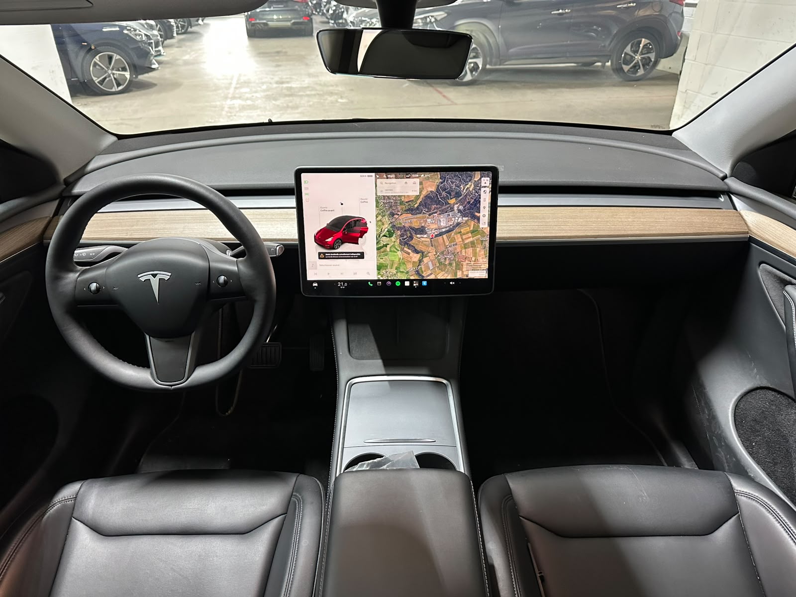 TESLA Model Y Long Range-image-9