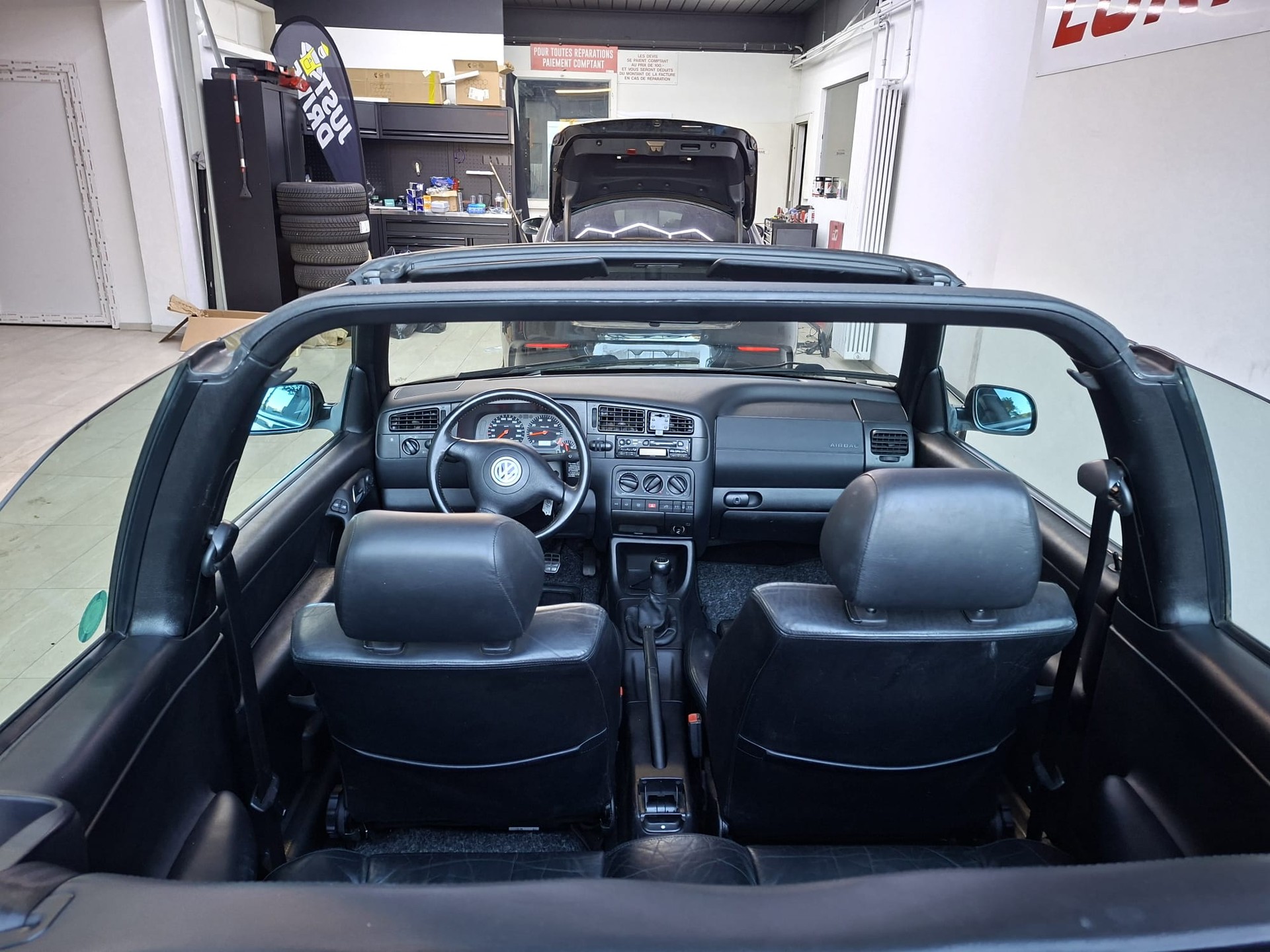 VW Golf Cabriolet 1600 Trendline-image-4