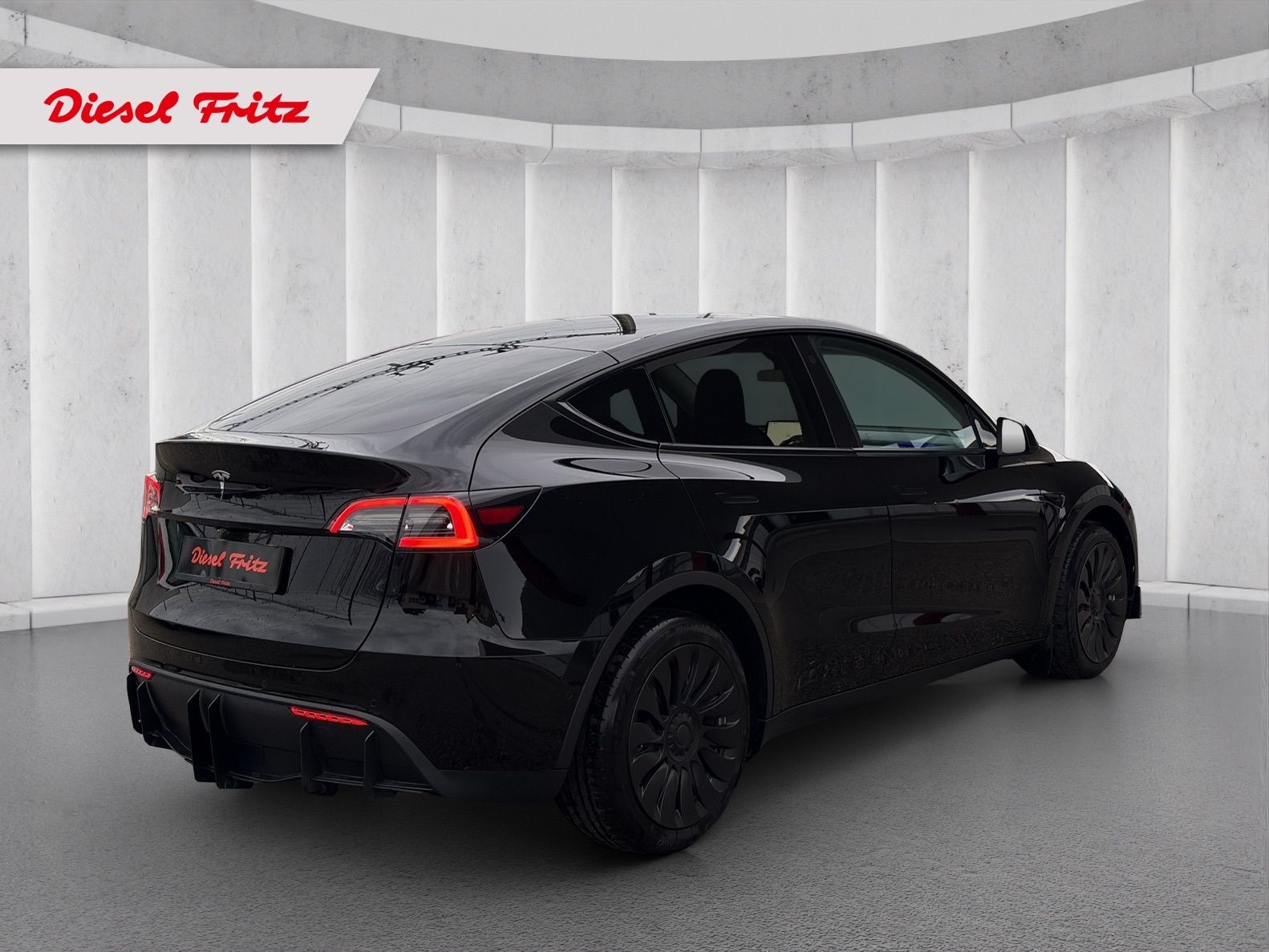 TESLA Model Y Long Range-image-4