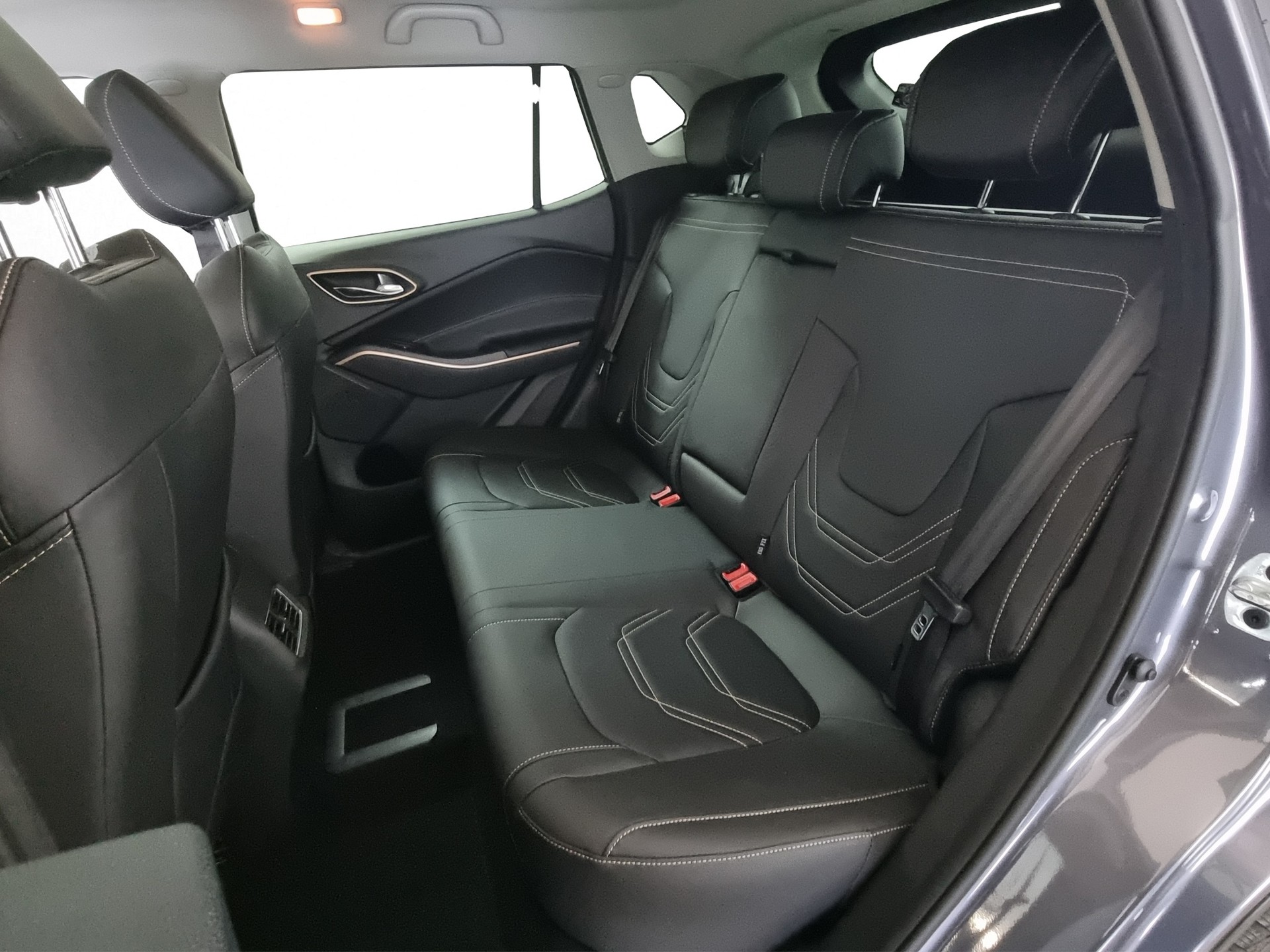 JAC e-JS4 EV Elektro Automat SUV-image-6