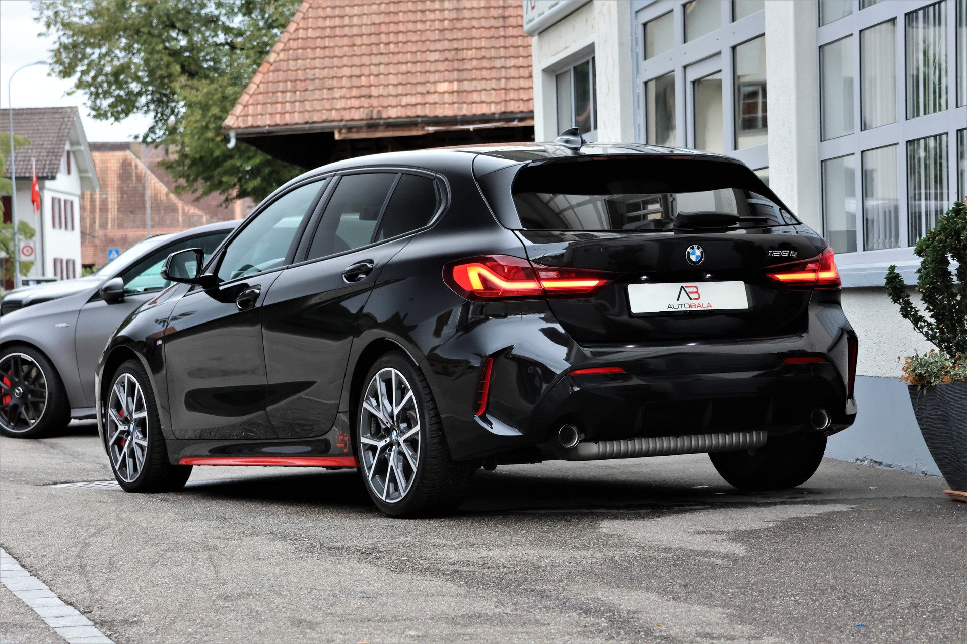 BMW 128ti Steptronic-image-2