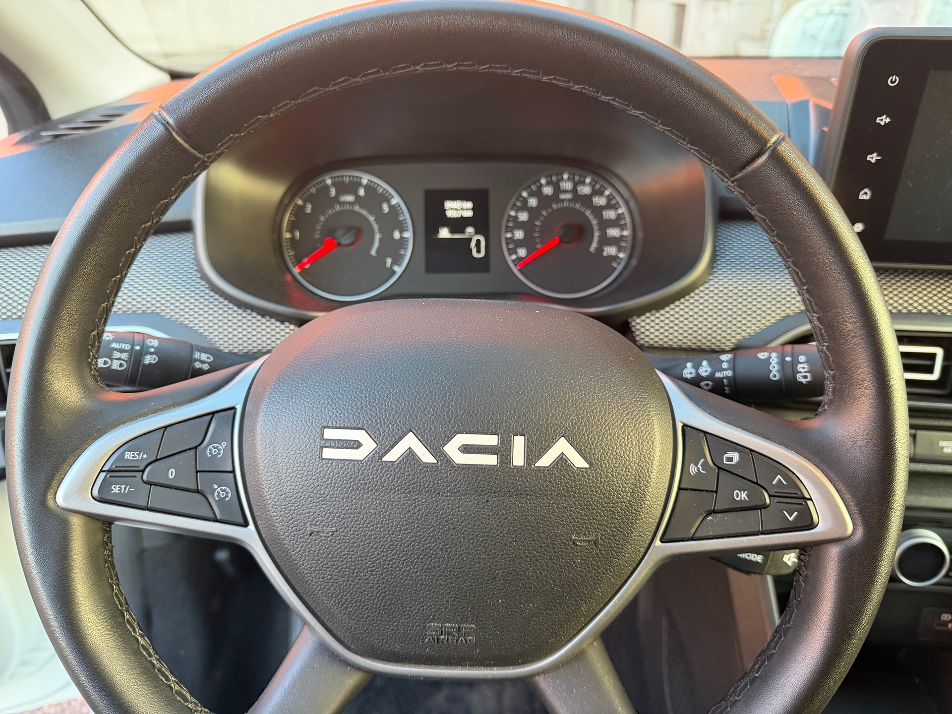 DACIA Sandero TCe 90 Expression CVT-image-4
