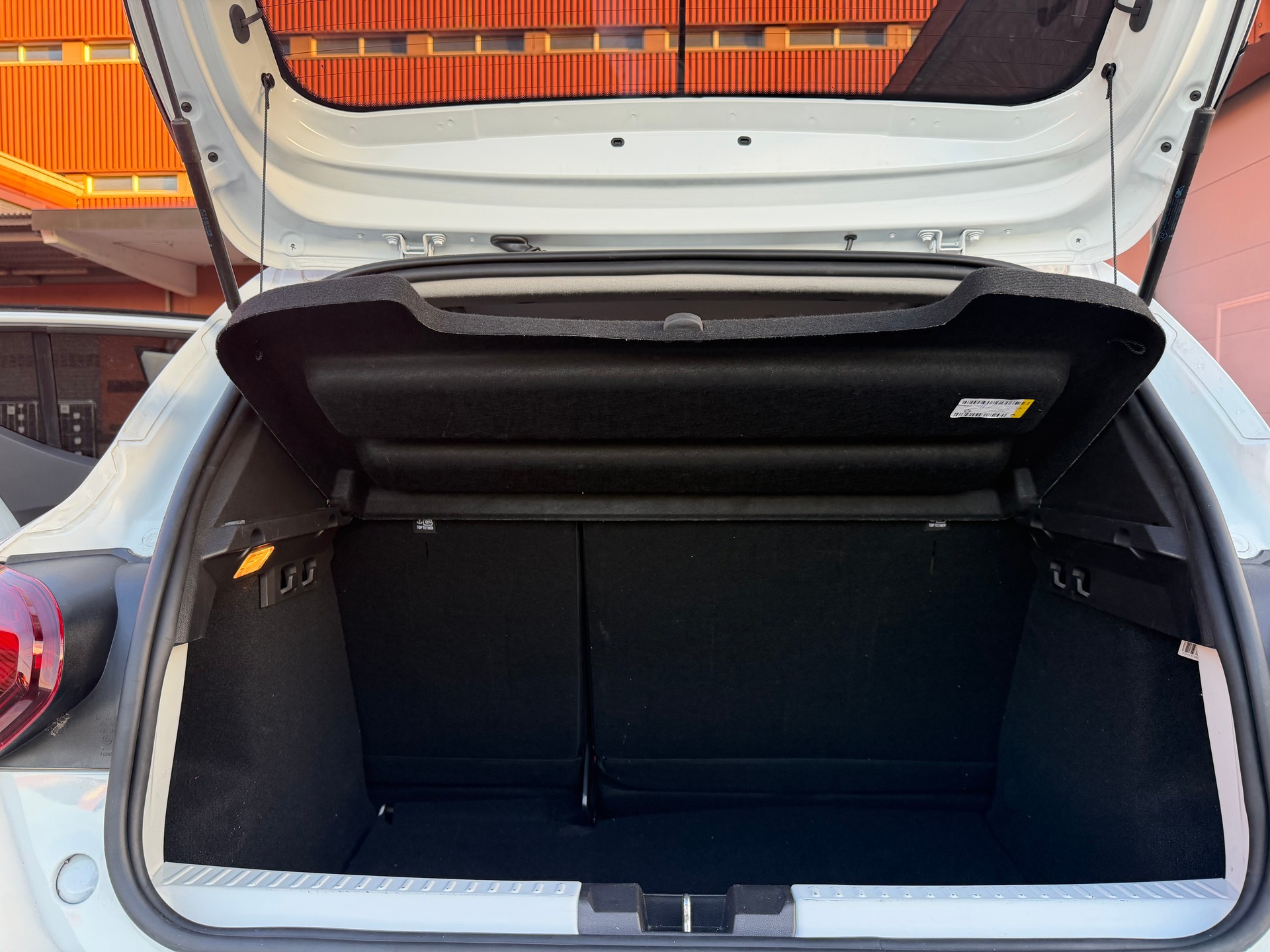 DACIA Sandero TCe 90 Expression CVT-image-10