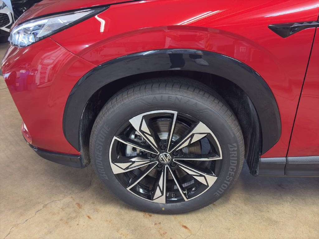 MG HS 1.5 Hybrid Luxury-image-9